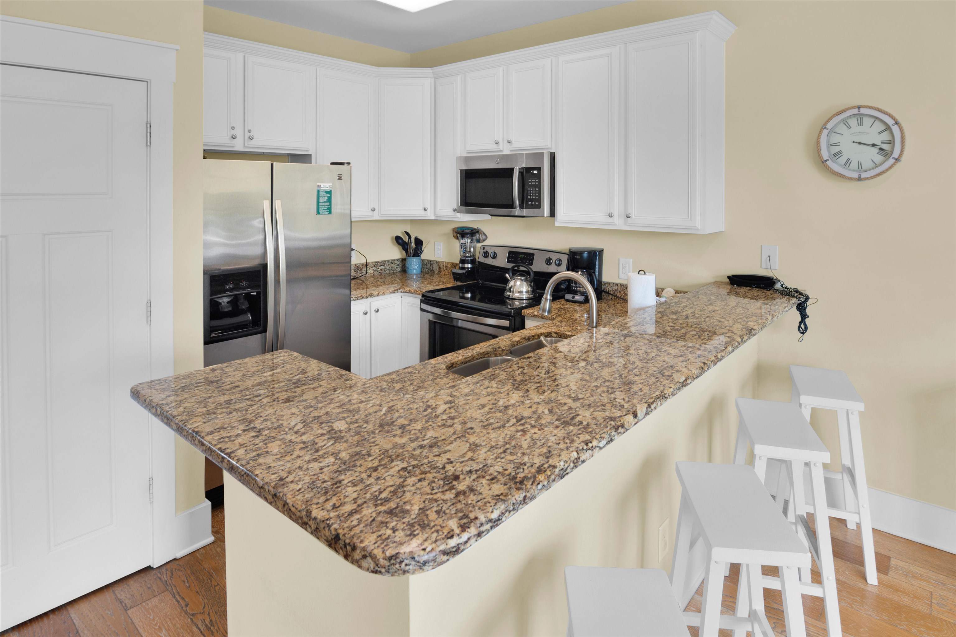 711 Madiera Dr. Property Photo 14