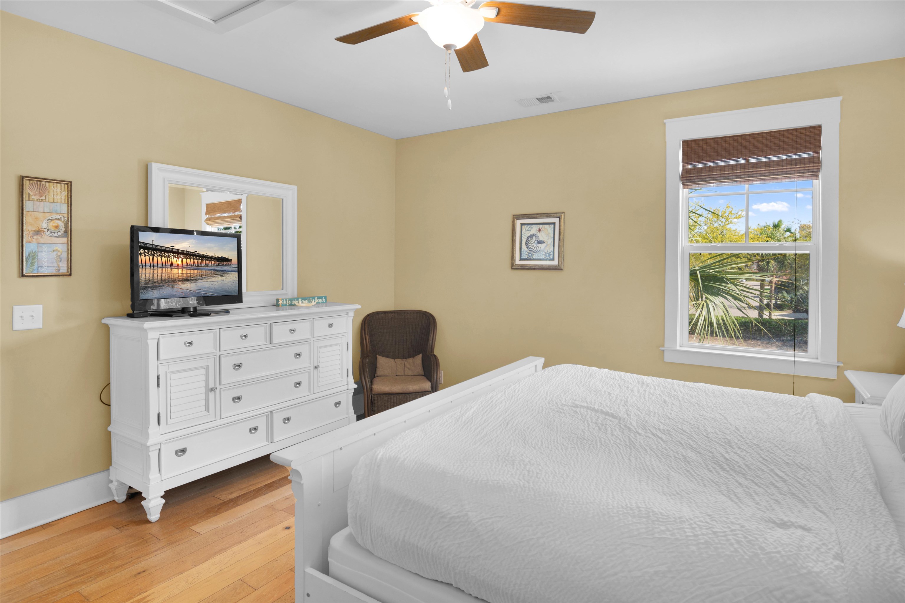 711 Madiera Dr. Property Photo 18
