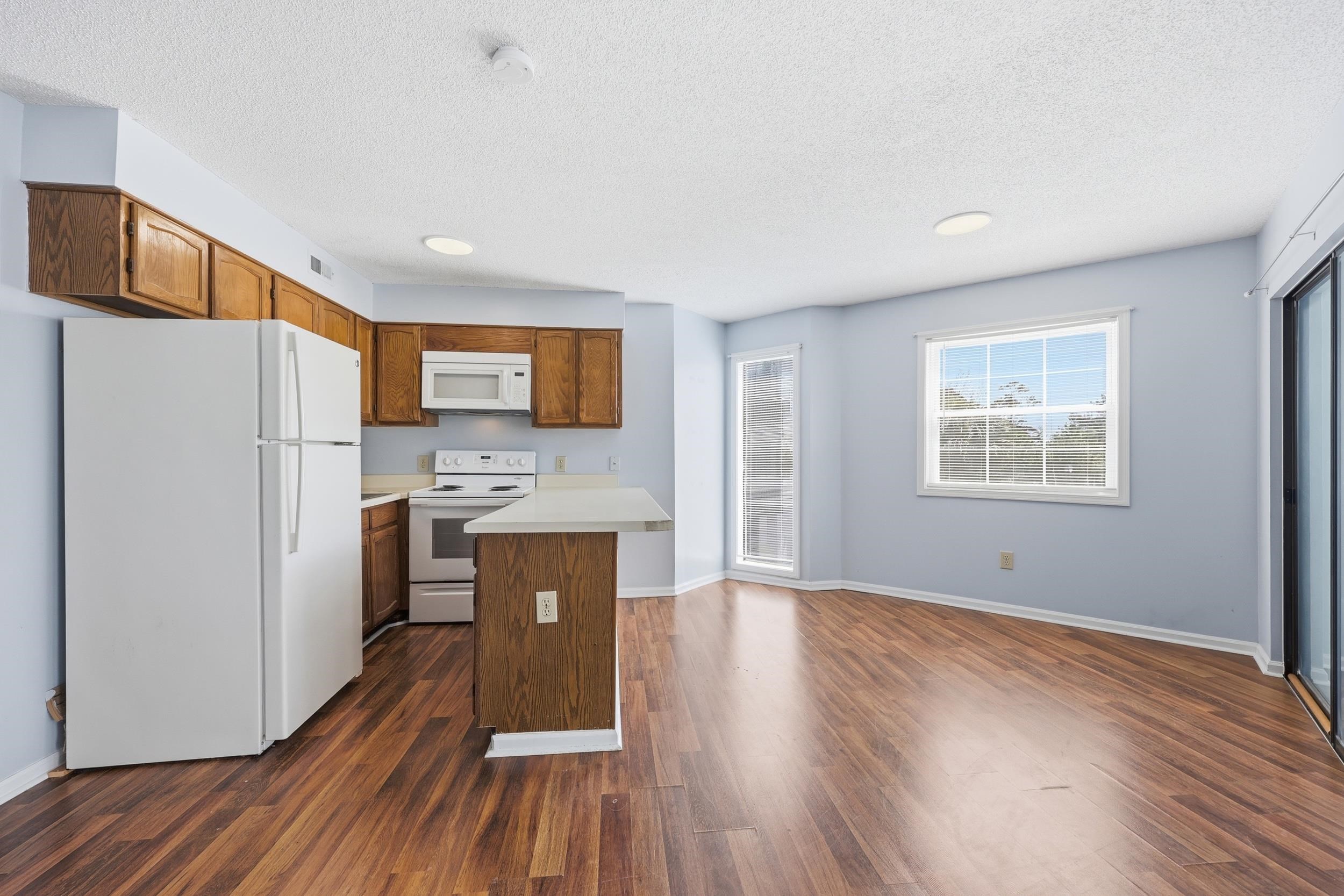 1500 Cenith Dr. Property Photo 8