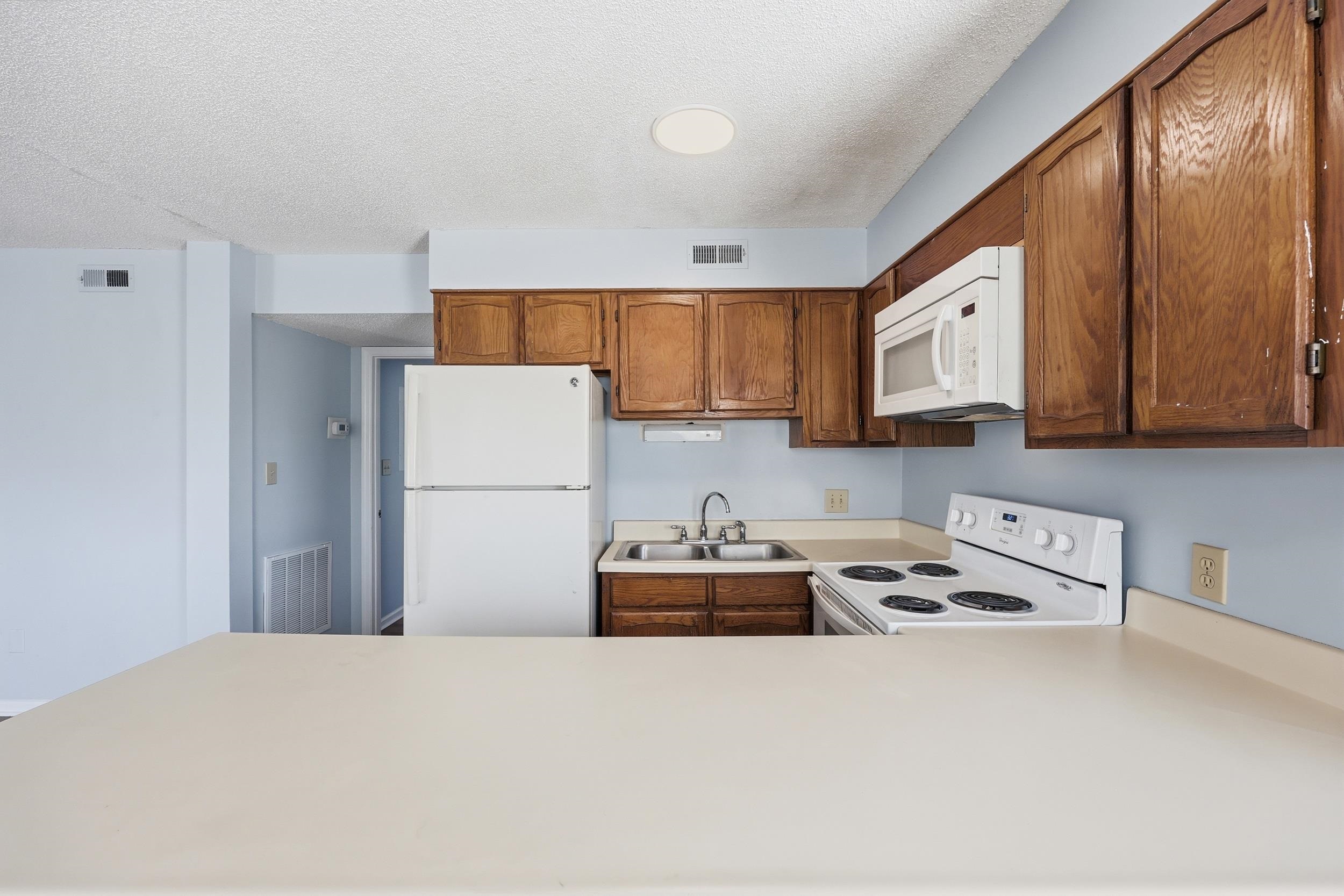 1500 Cenith Dr. Property Photo 10