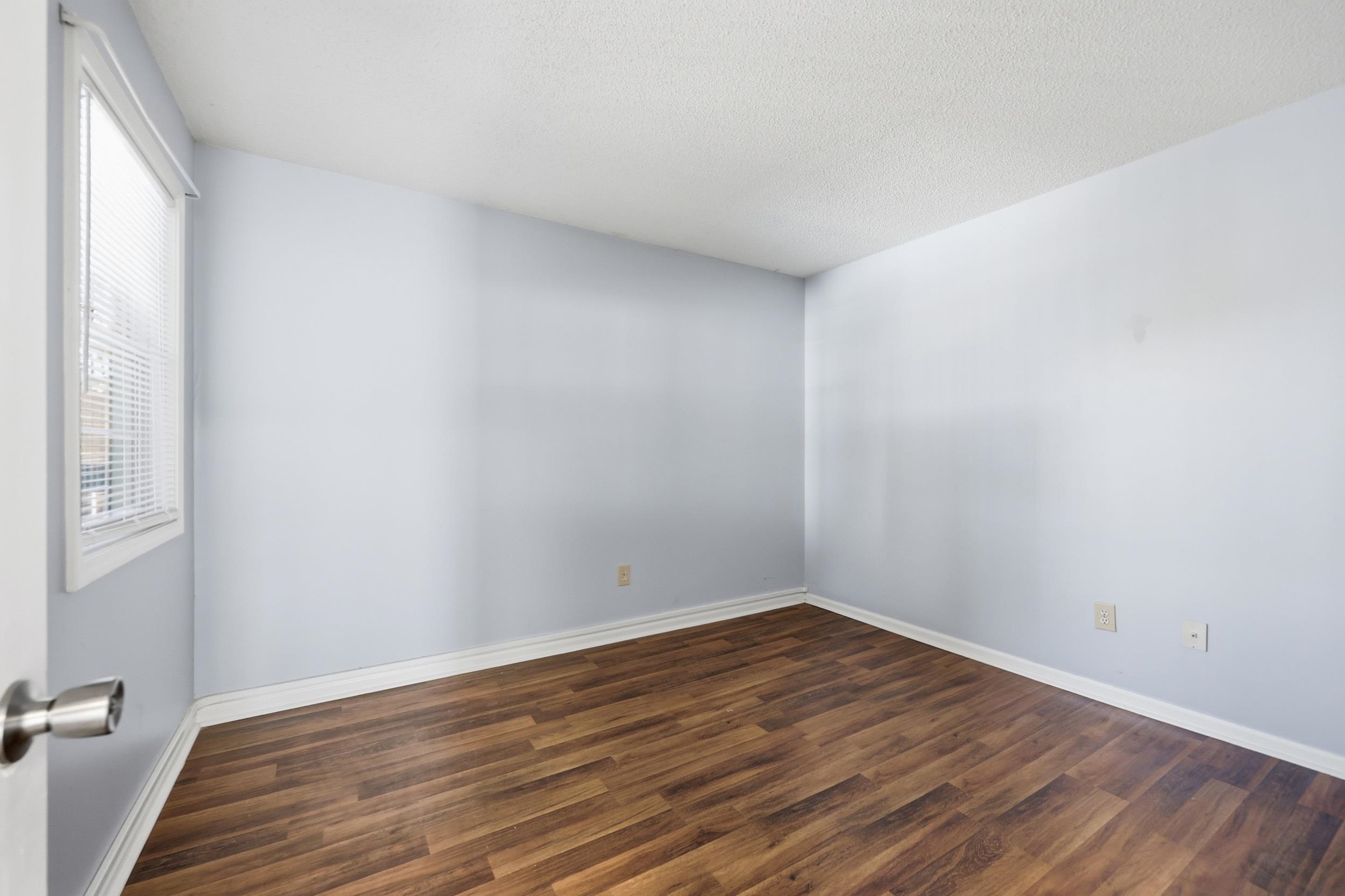 1500 Cenith Dr. Property Photo 12