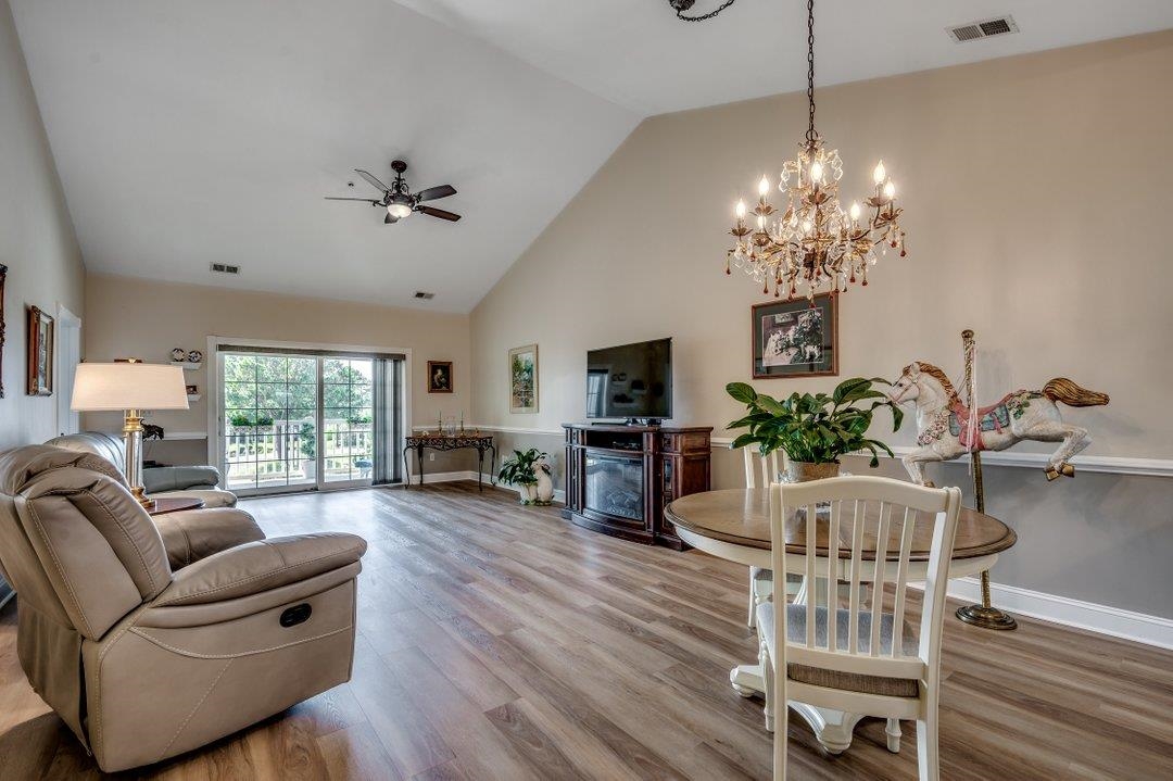 4894 Luster Leaf Circle Property Photo 2