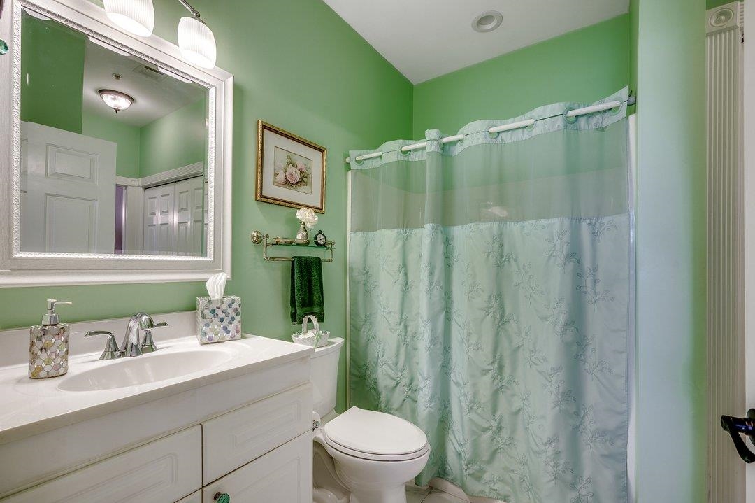 4894 Luster Leaf Circle Property Photo 16