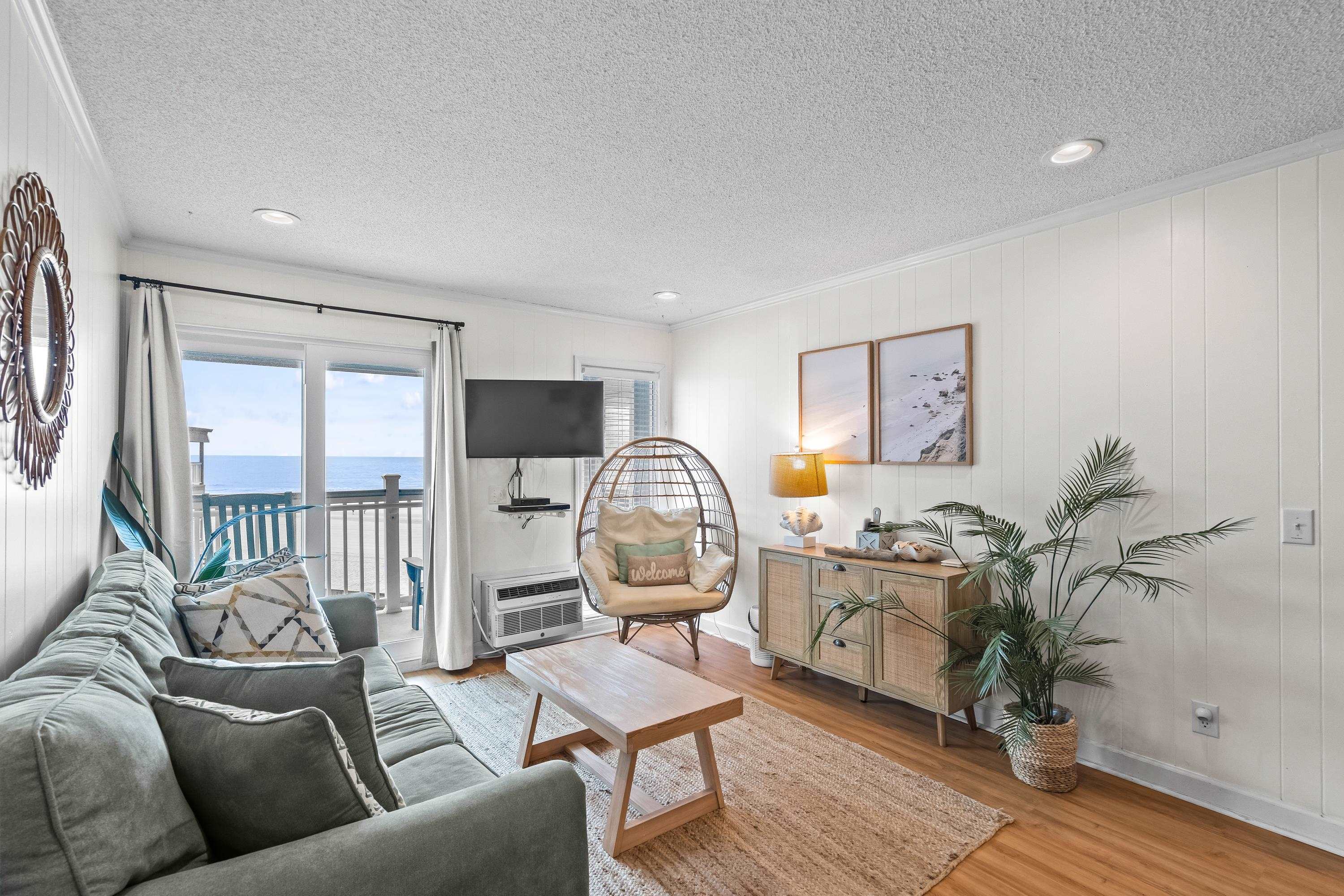 9520 Shore Dr. Property Photo 20