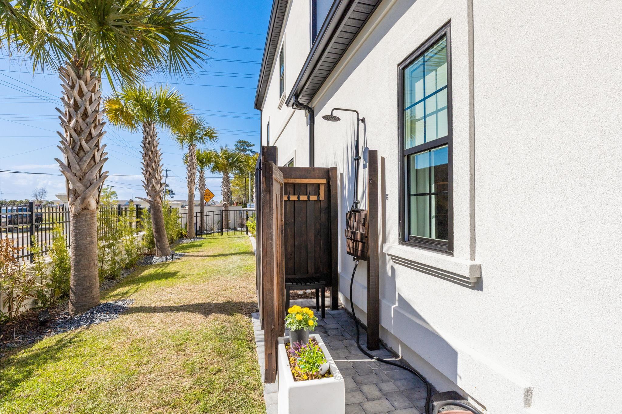 6702 Ocean Breeze Loop Property Photo 42