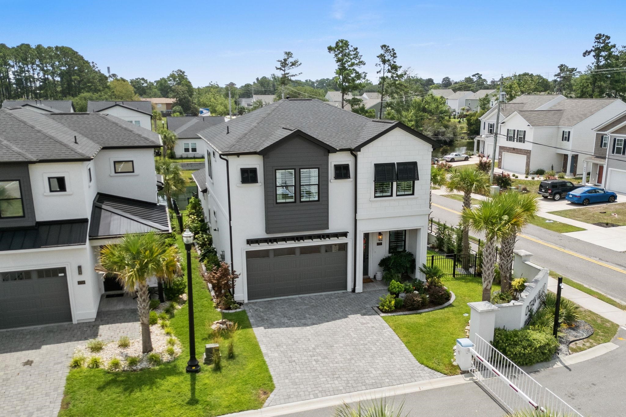 6702 Ocean Breeze Loop Property Photo 44