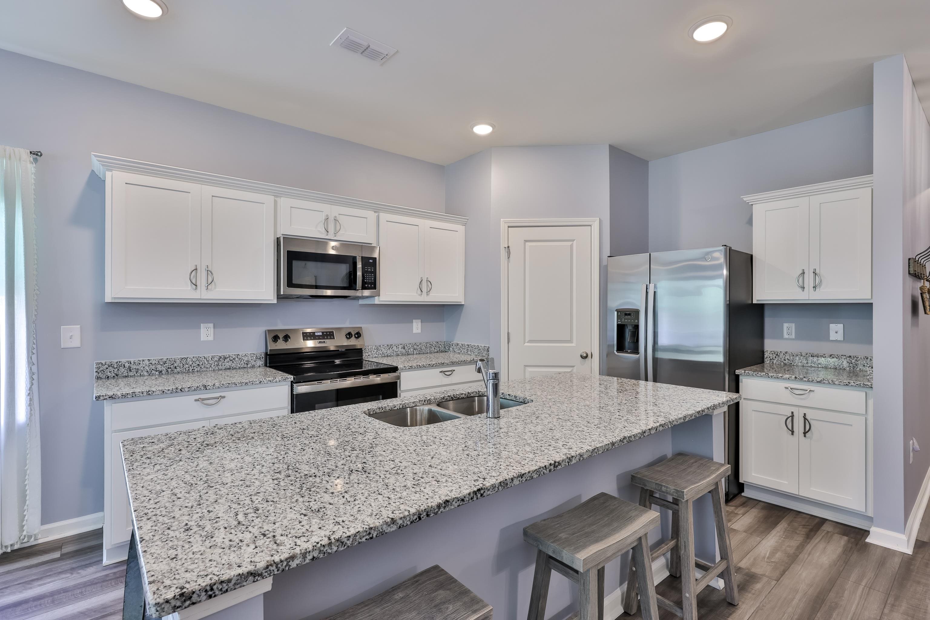 202 Linares St. Property Photo 7