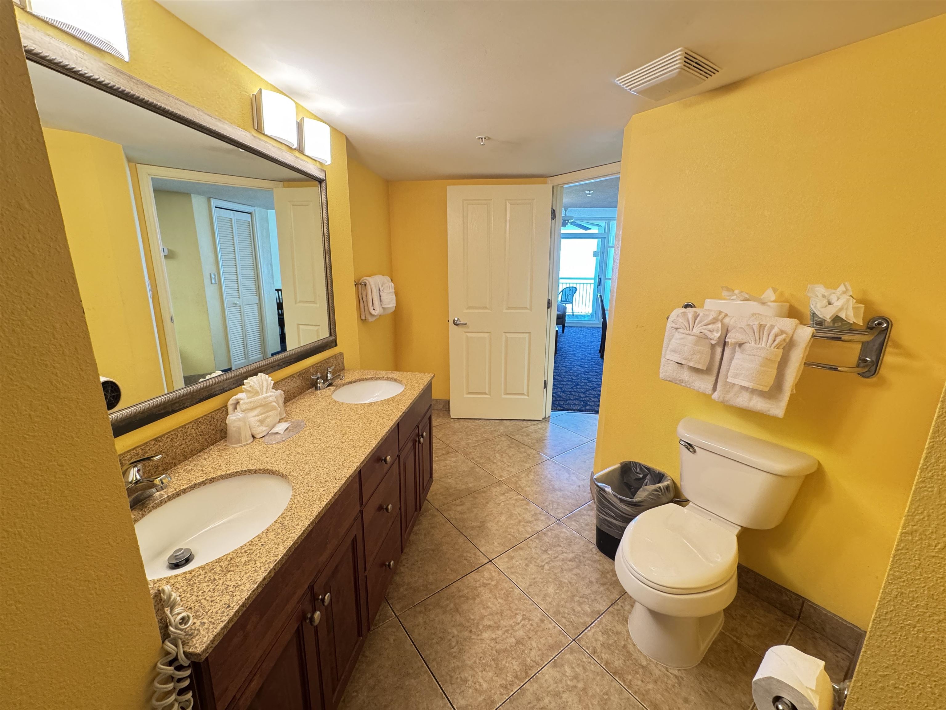 5200 N Ocean Blvd. Property Photo 10
