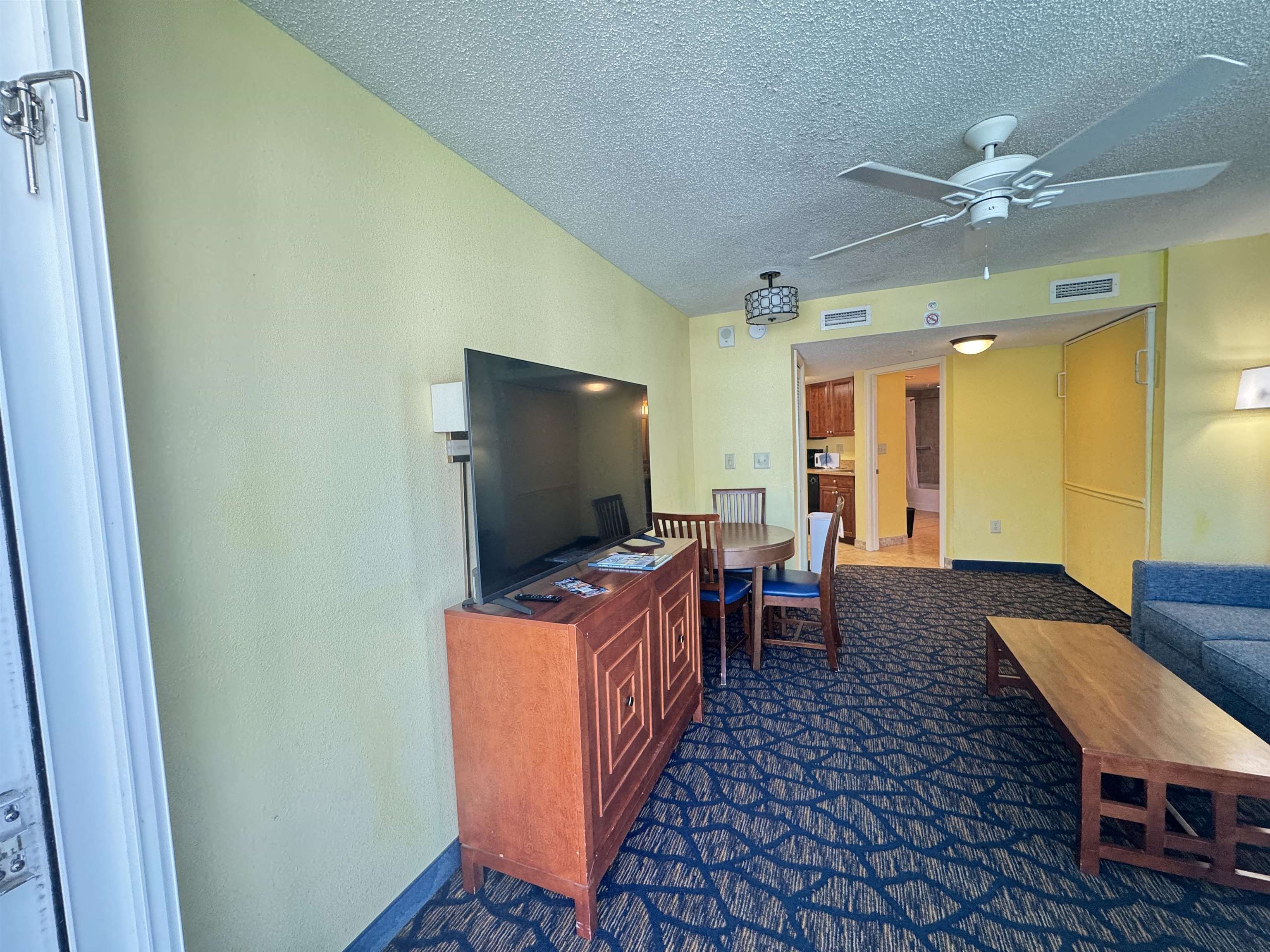 5200 N Ocean Blvd. Property Photo 18