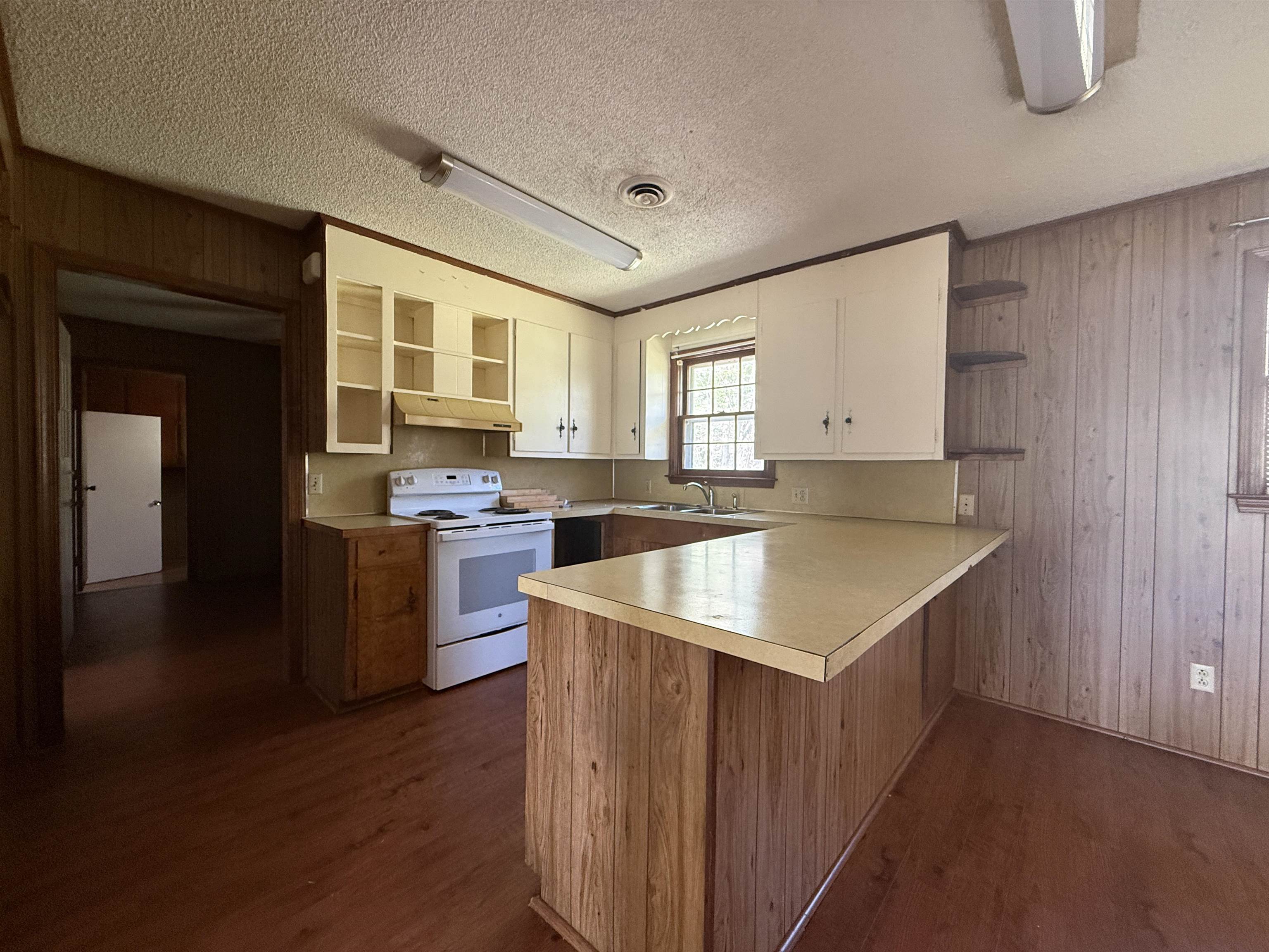 101 Morris Circle Property Photo 6
