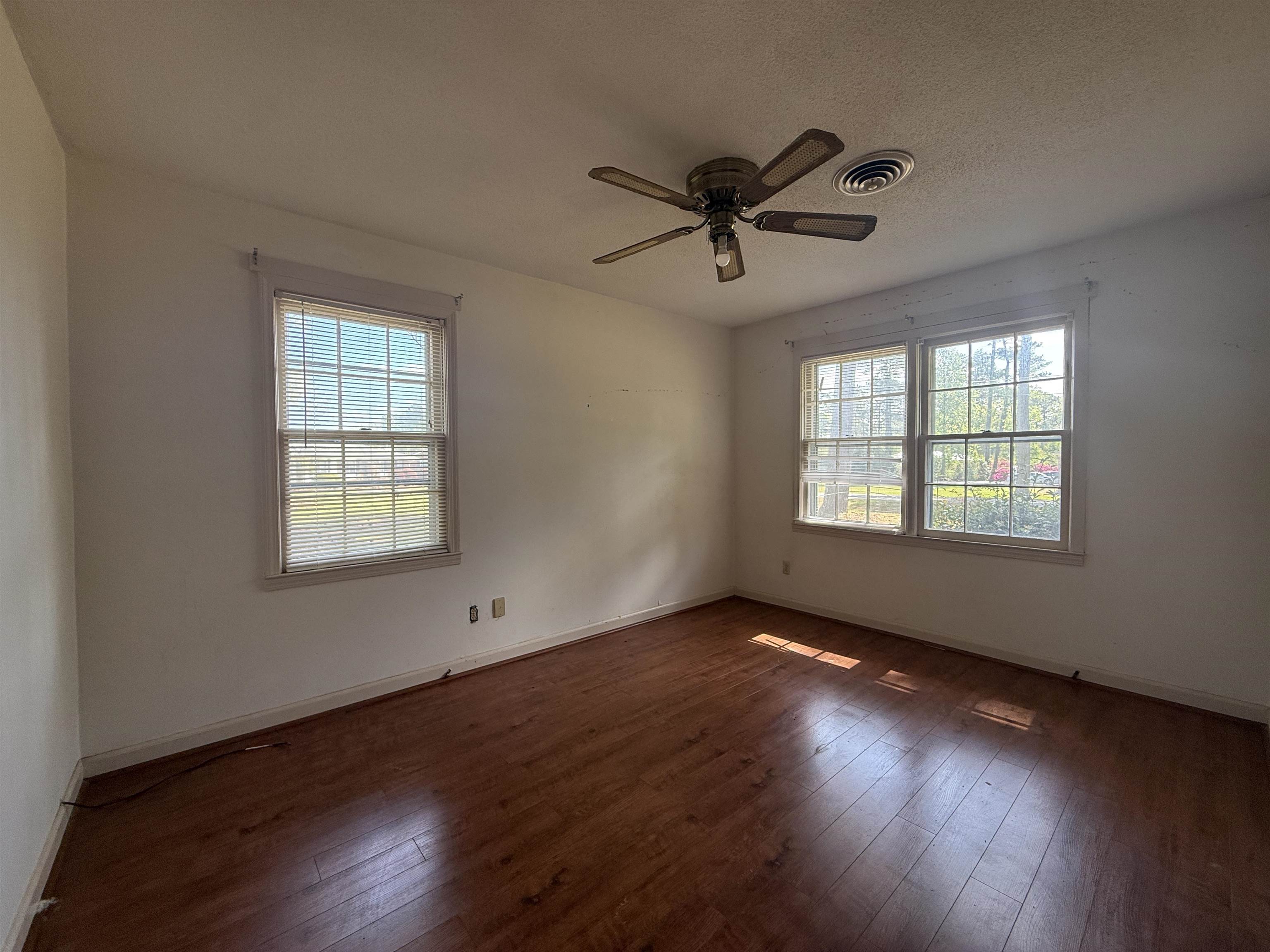101 Morris Circle Property Photo 12