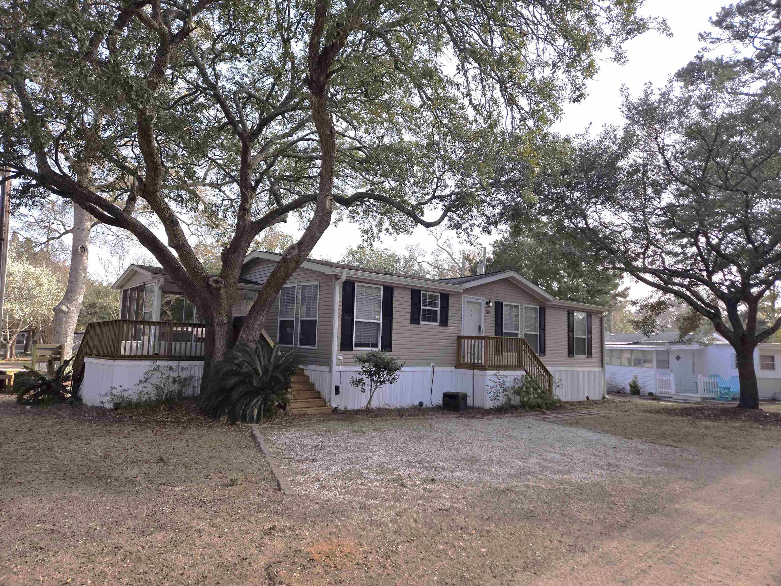 361 E Canal St. Property Photo 1