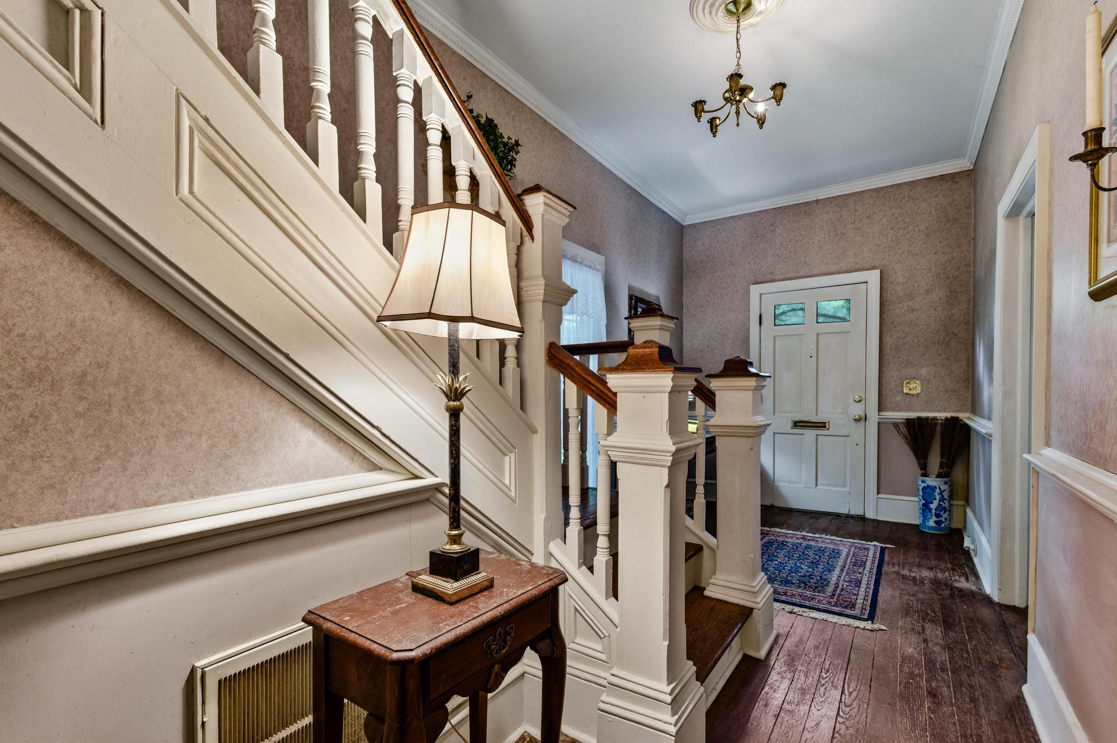 930 Highmarket St. Property Photo 7