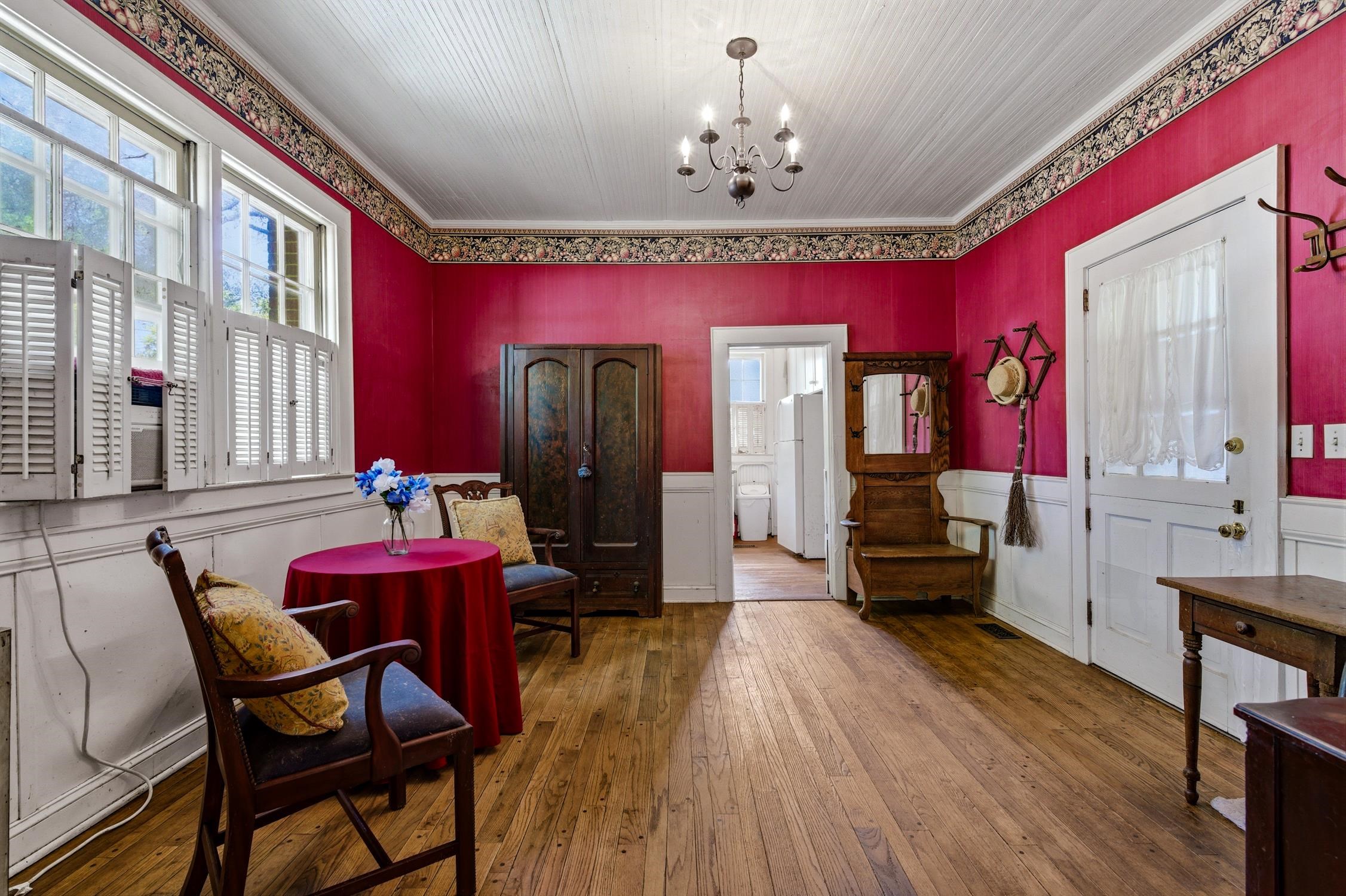930 Highmarket St. Property Photo 12