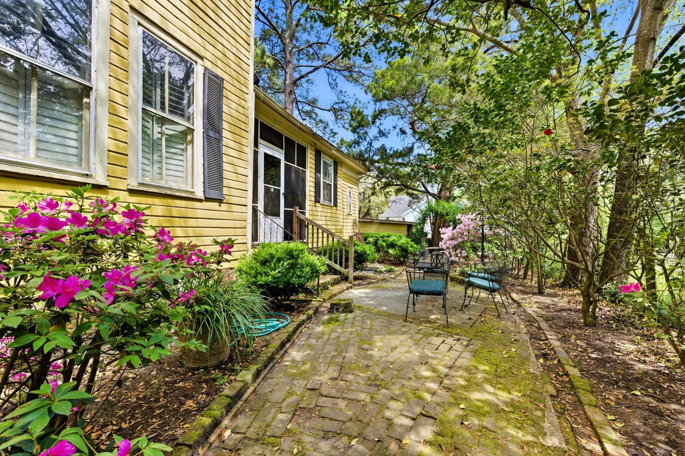930 Highmarket St. Property Photo 20
