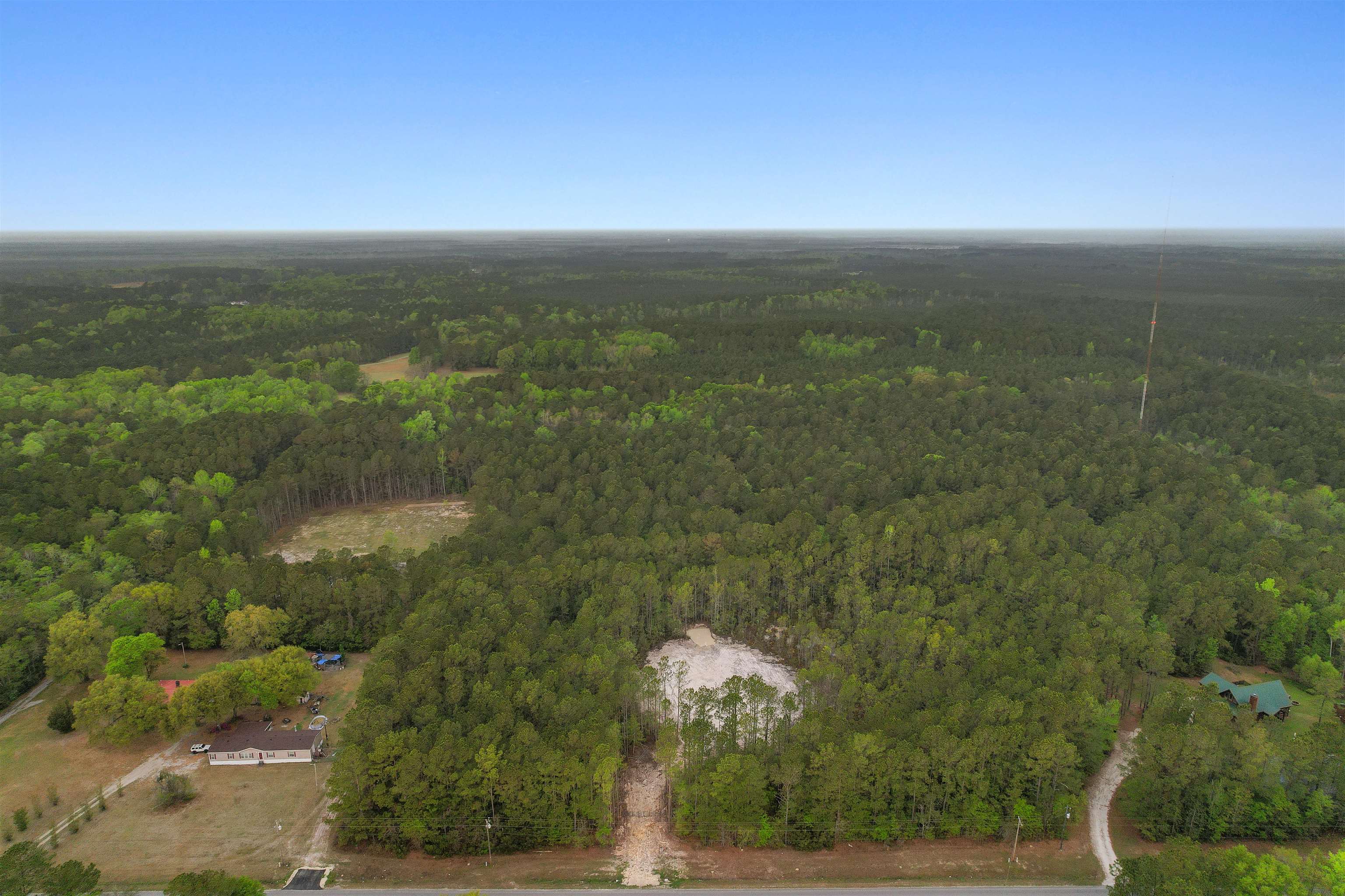 835 Indian Hut Rd. Property Photo 10