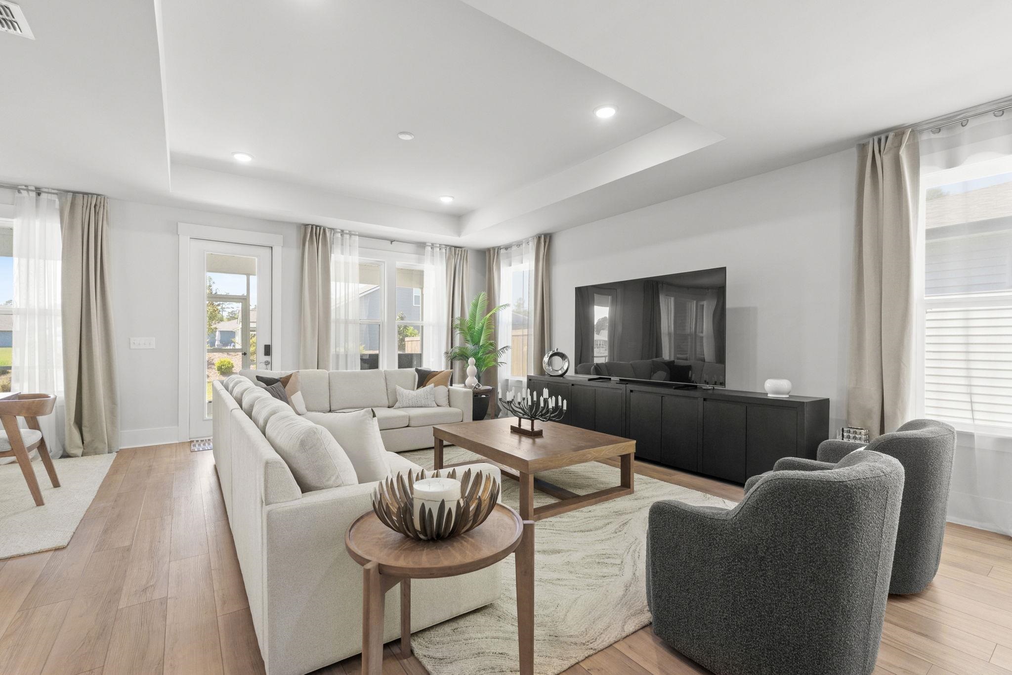 255 River Edge Dr. Property Photo 9