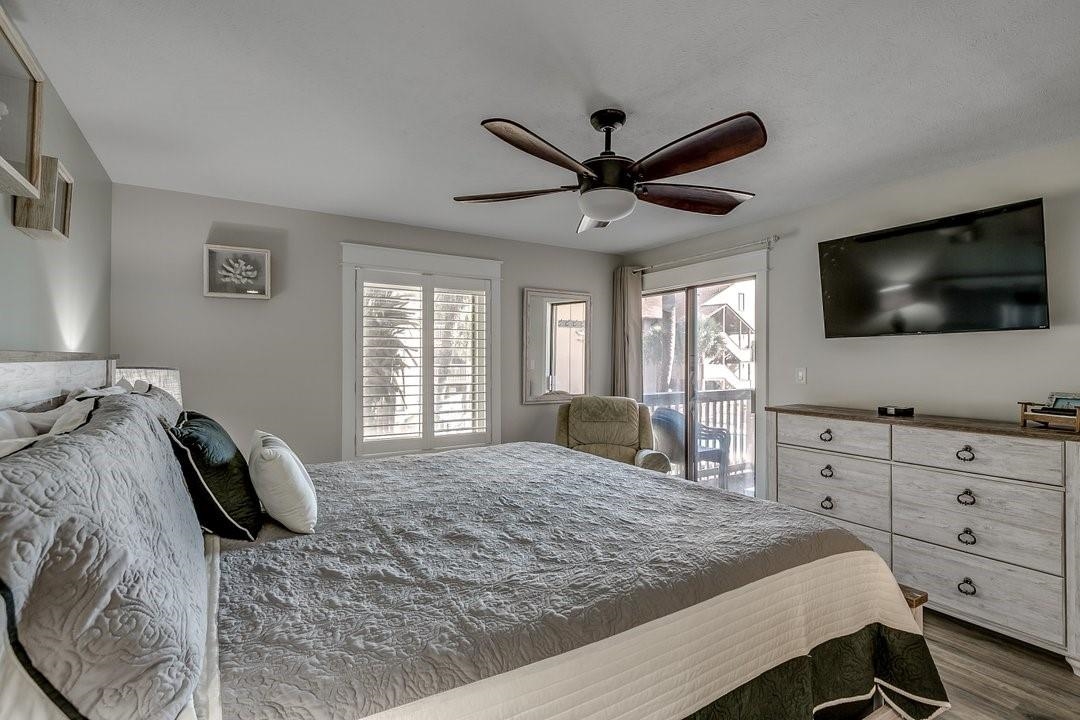5515 N Ocean Blvd. N Property Photo 17
