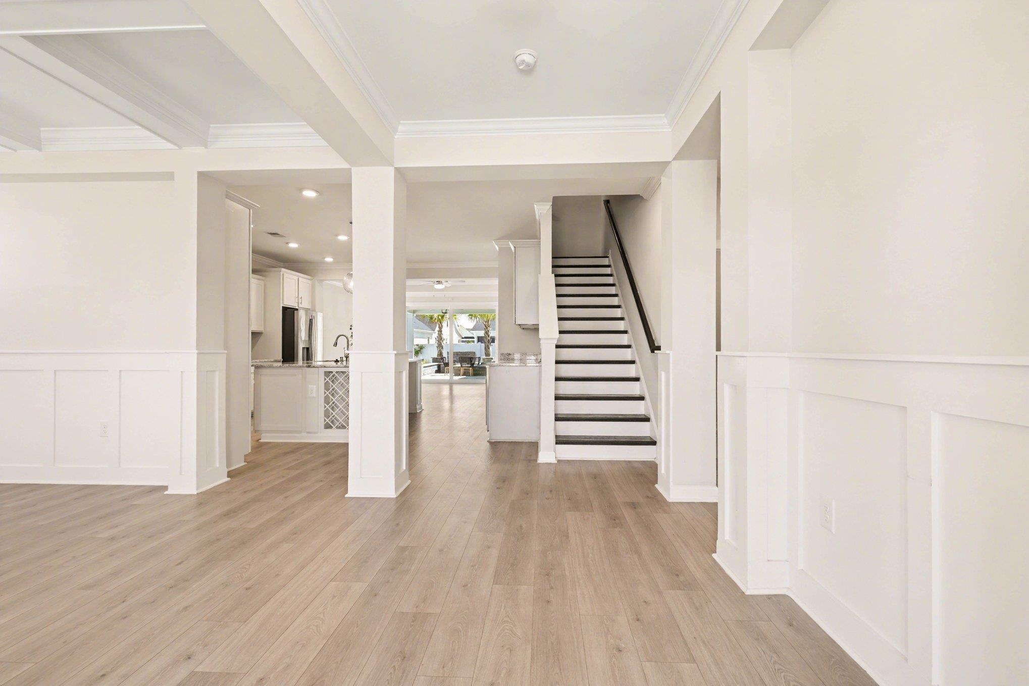 2063 Singing Palm Loop Property Photo 7