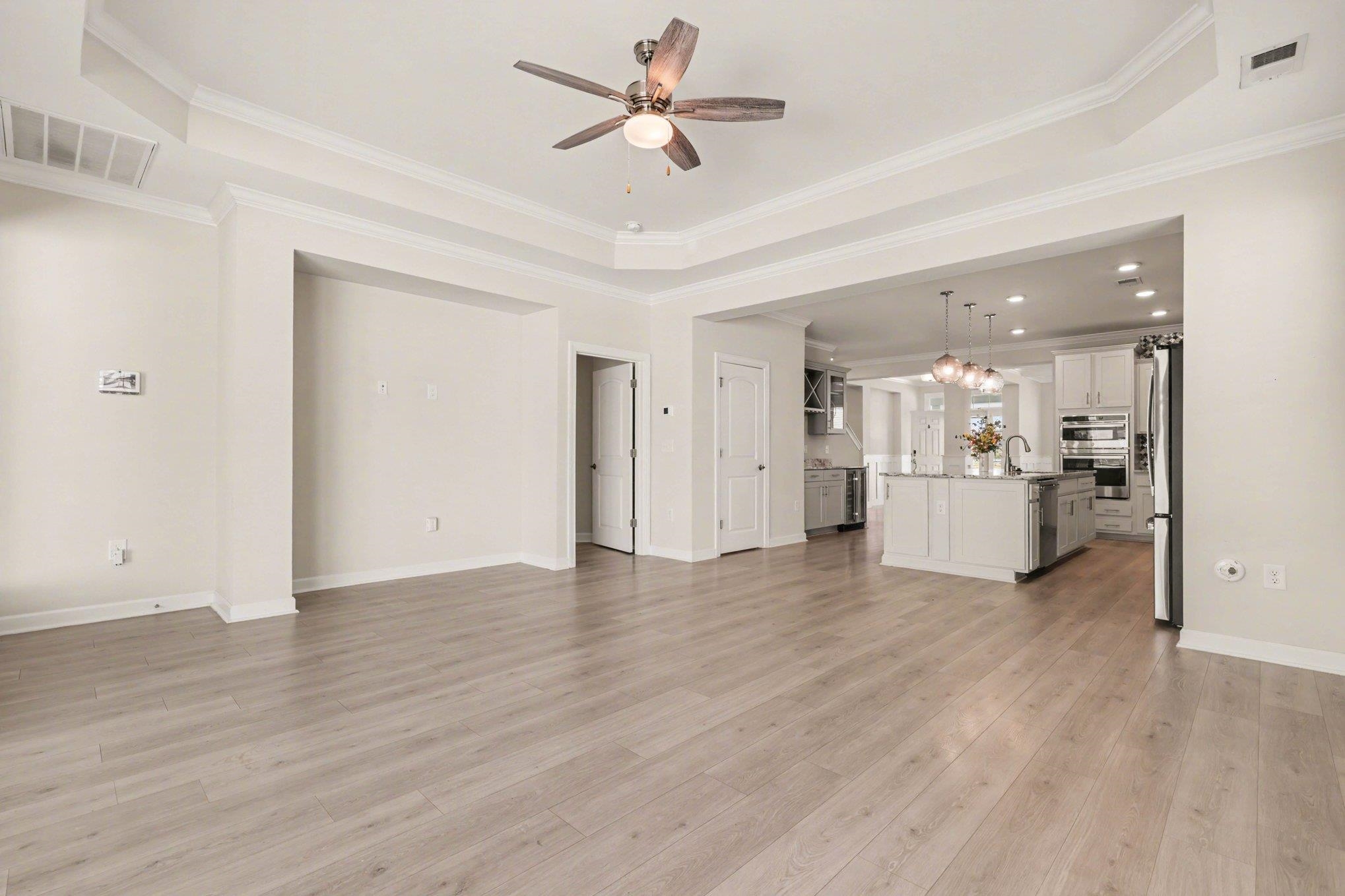 2063 Singing Palm Loop Property Photo 10