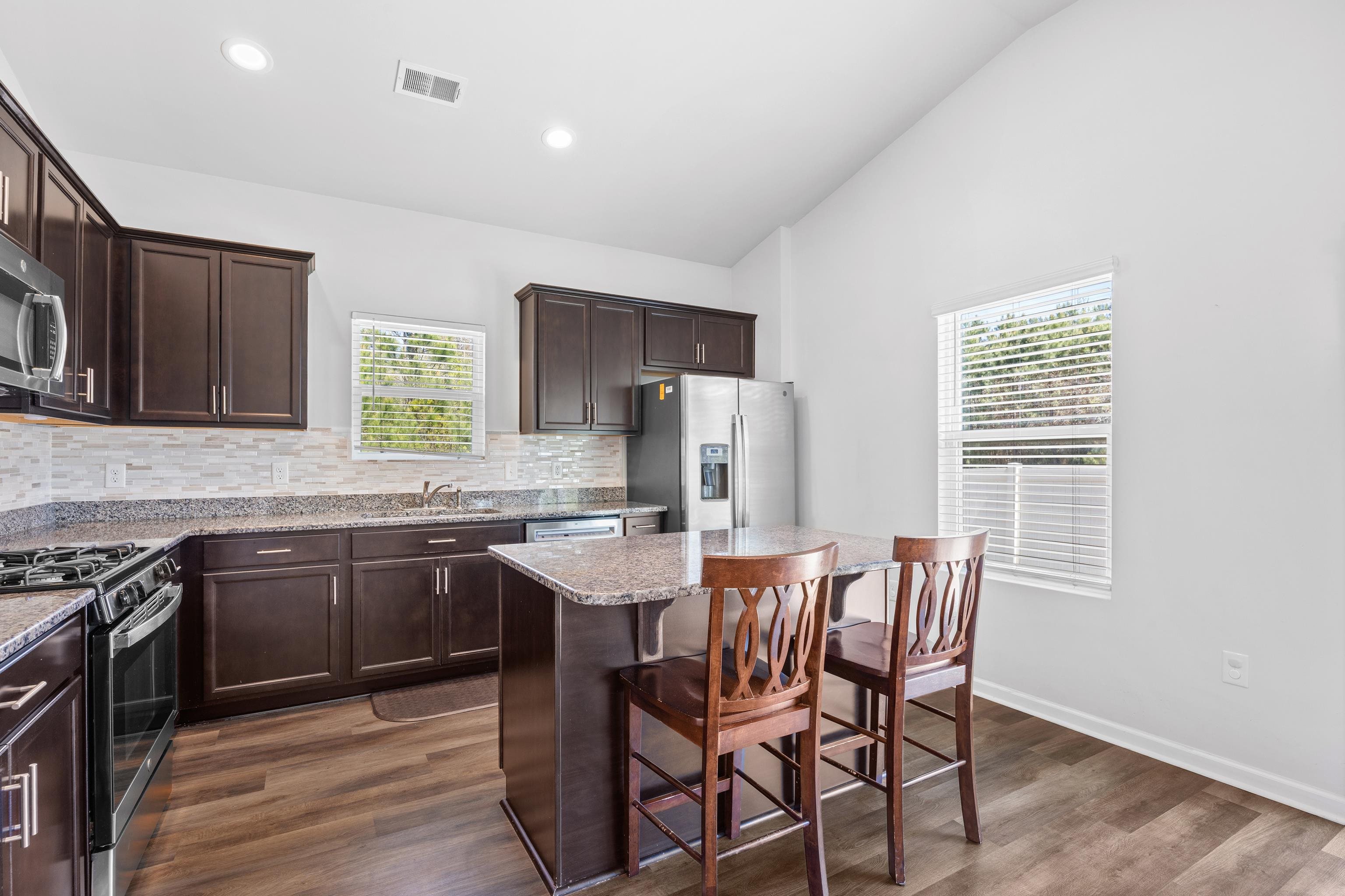 418 Archer Ct. Property Photo 14