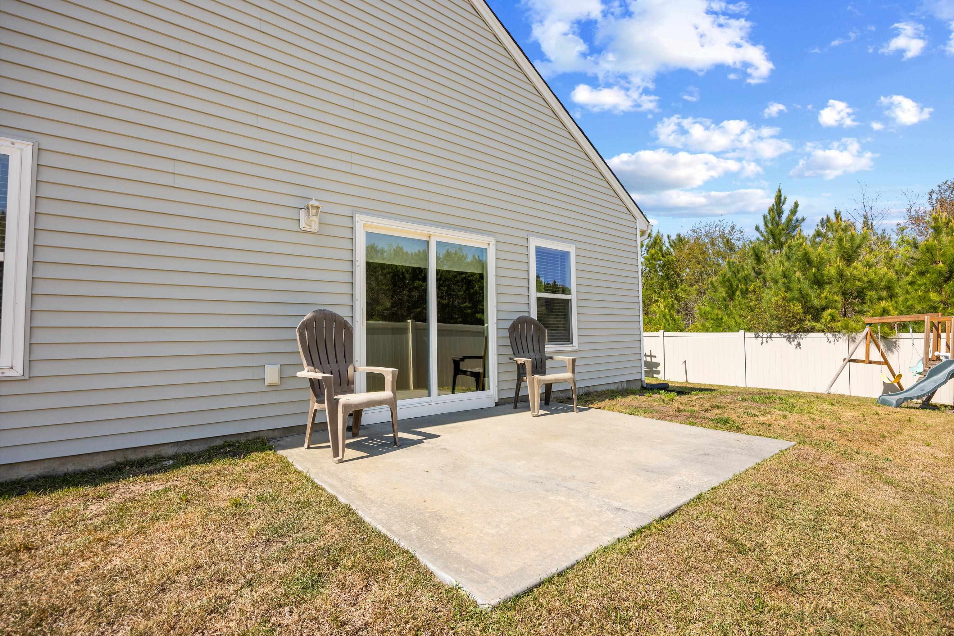 418 Archer Ct. Property Photo 33