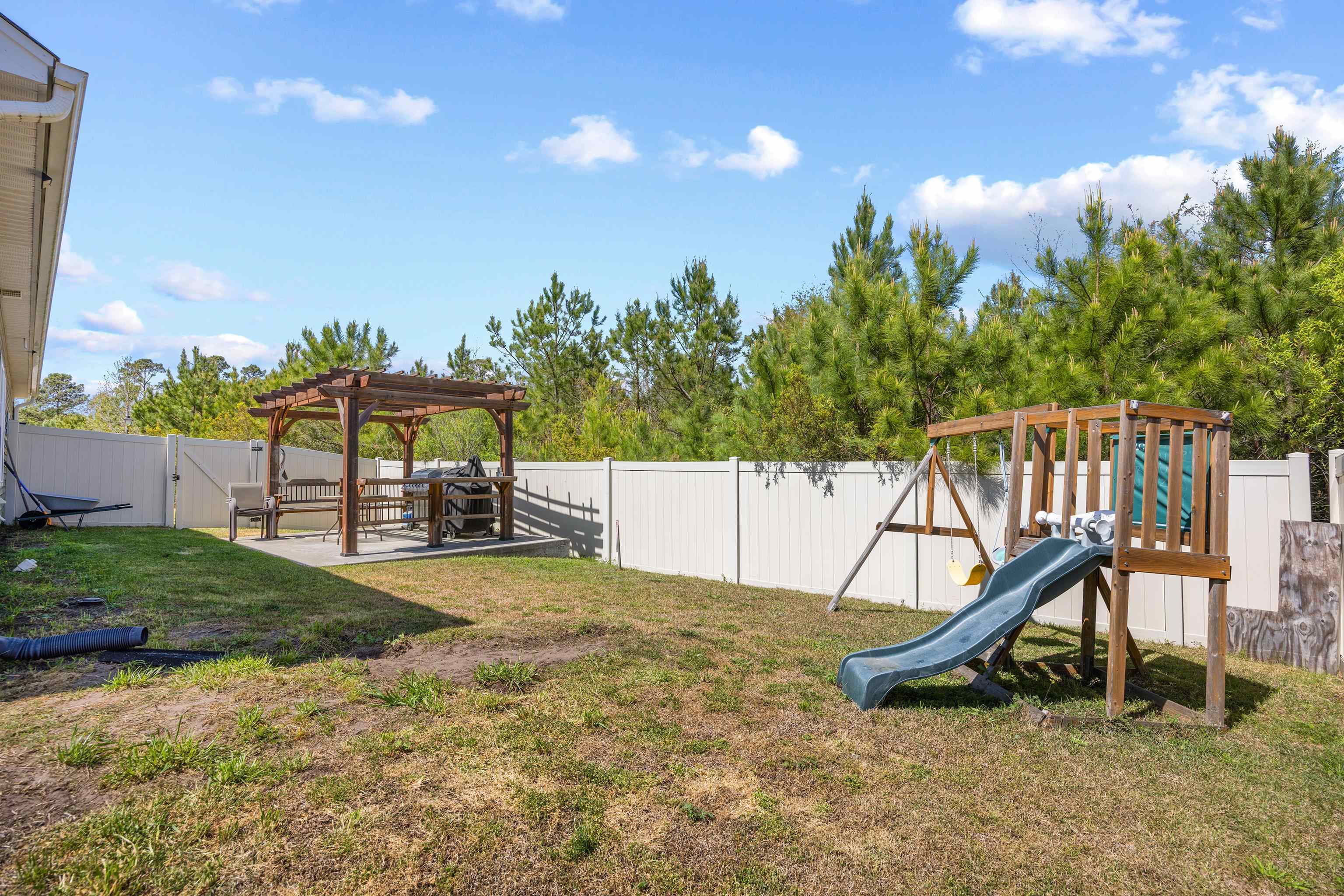 418 Archer Ct. Property Photo 40