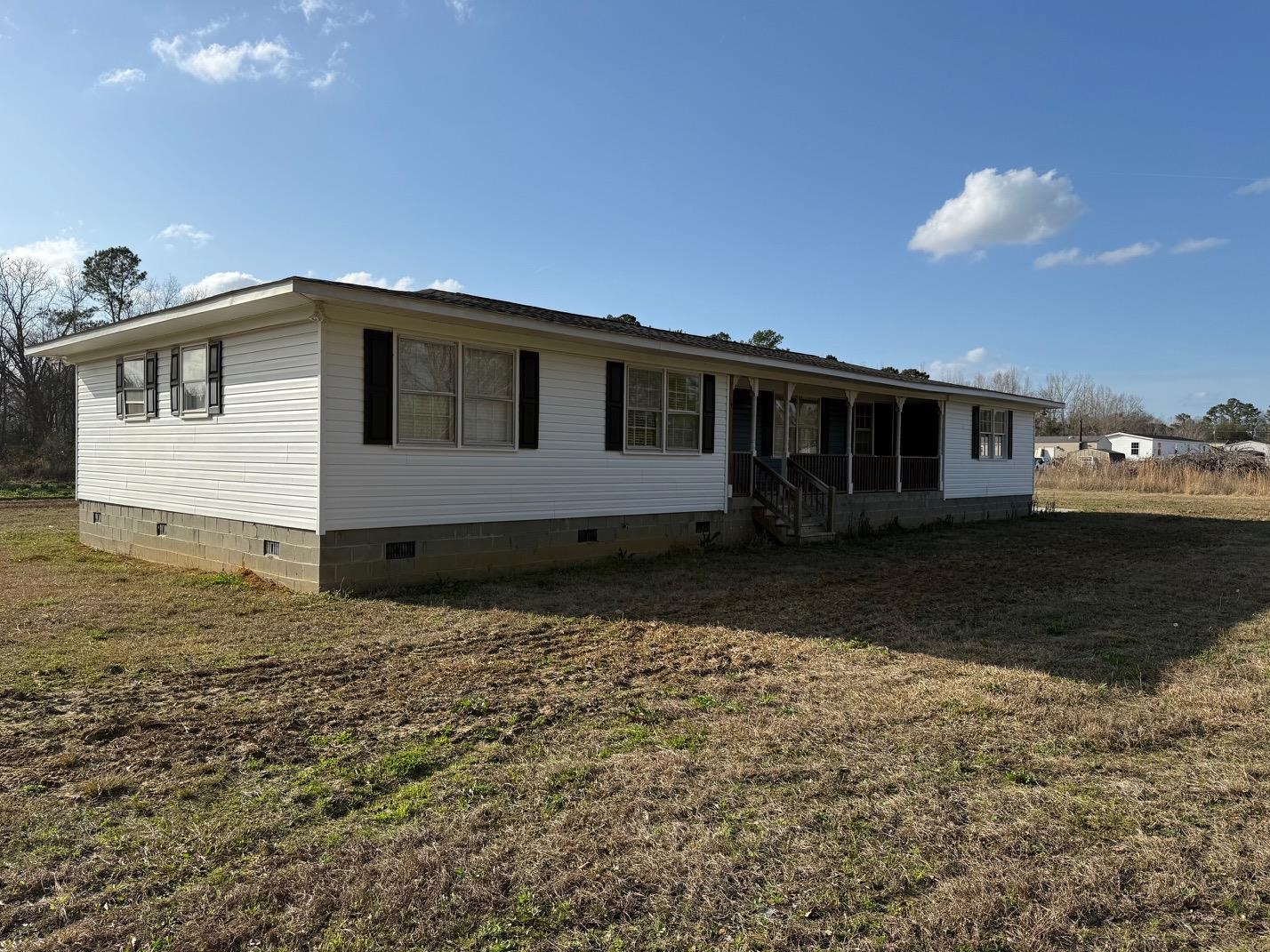 444 L J Rd. Property Photo 4