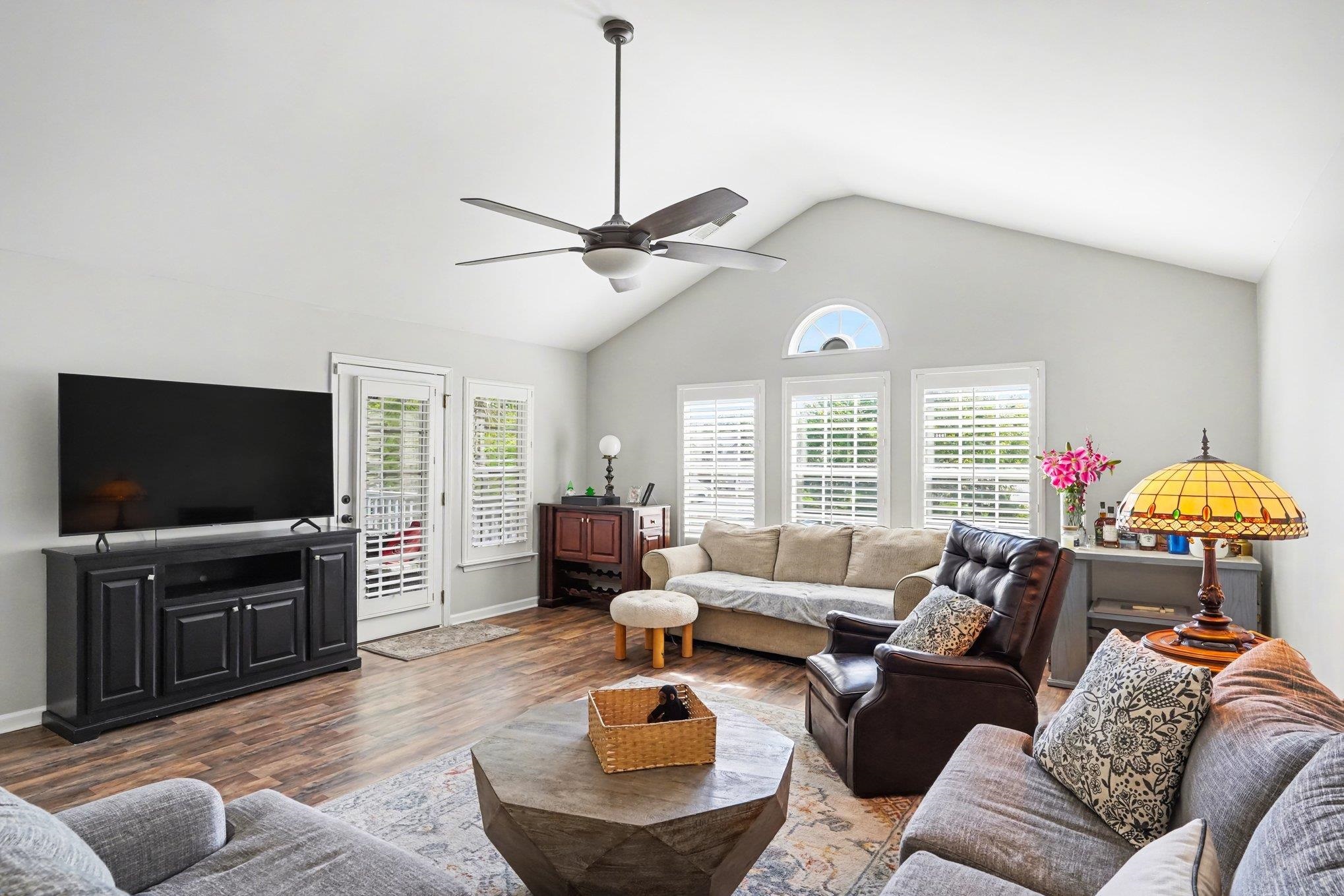 19 Pistachio Loop Property Photo 6
