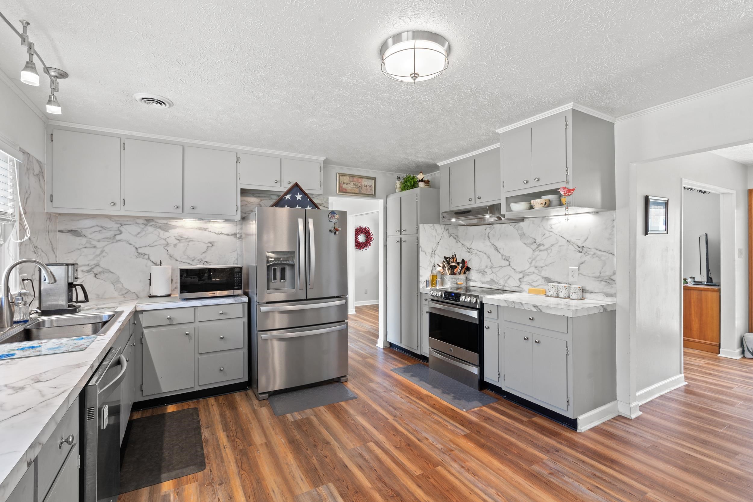 2031 Highway 129 Property Photo 10