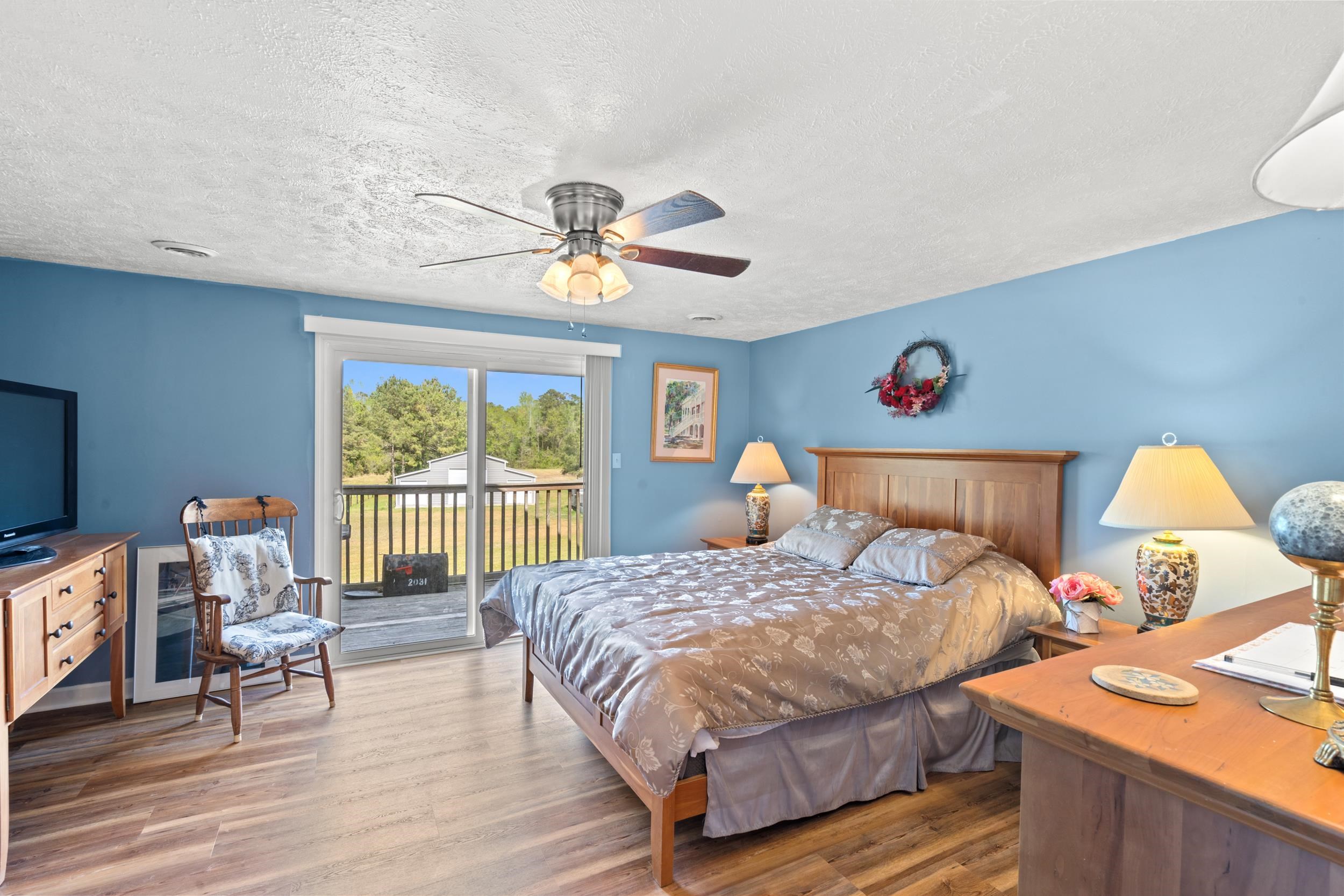 2031 Highway 129 Property Photo 11