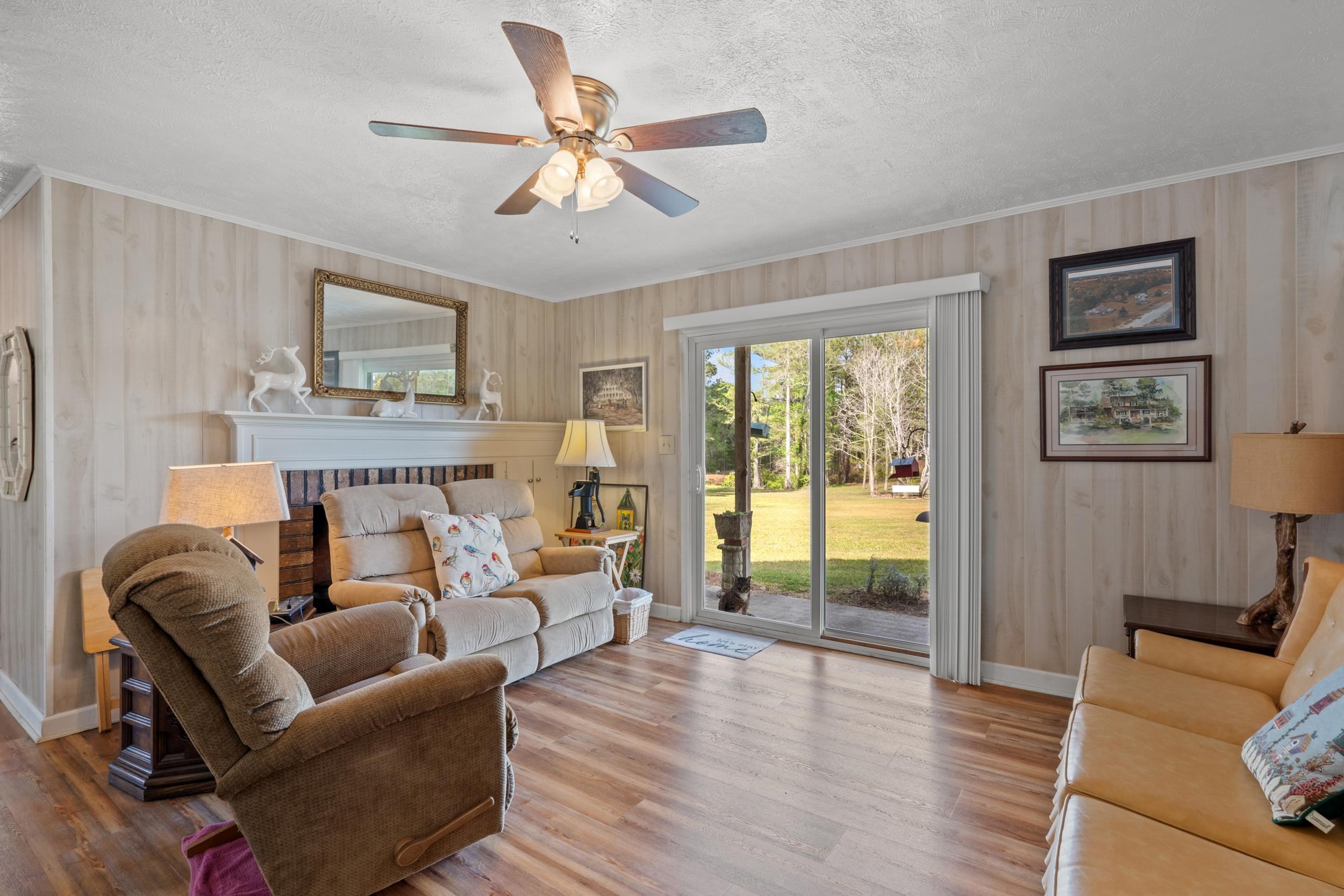 2031 Highway 129 Property Photo 29