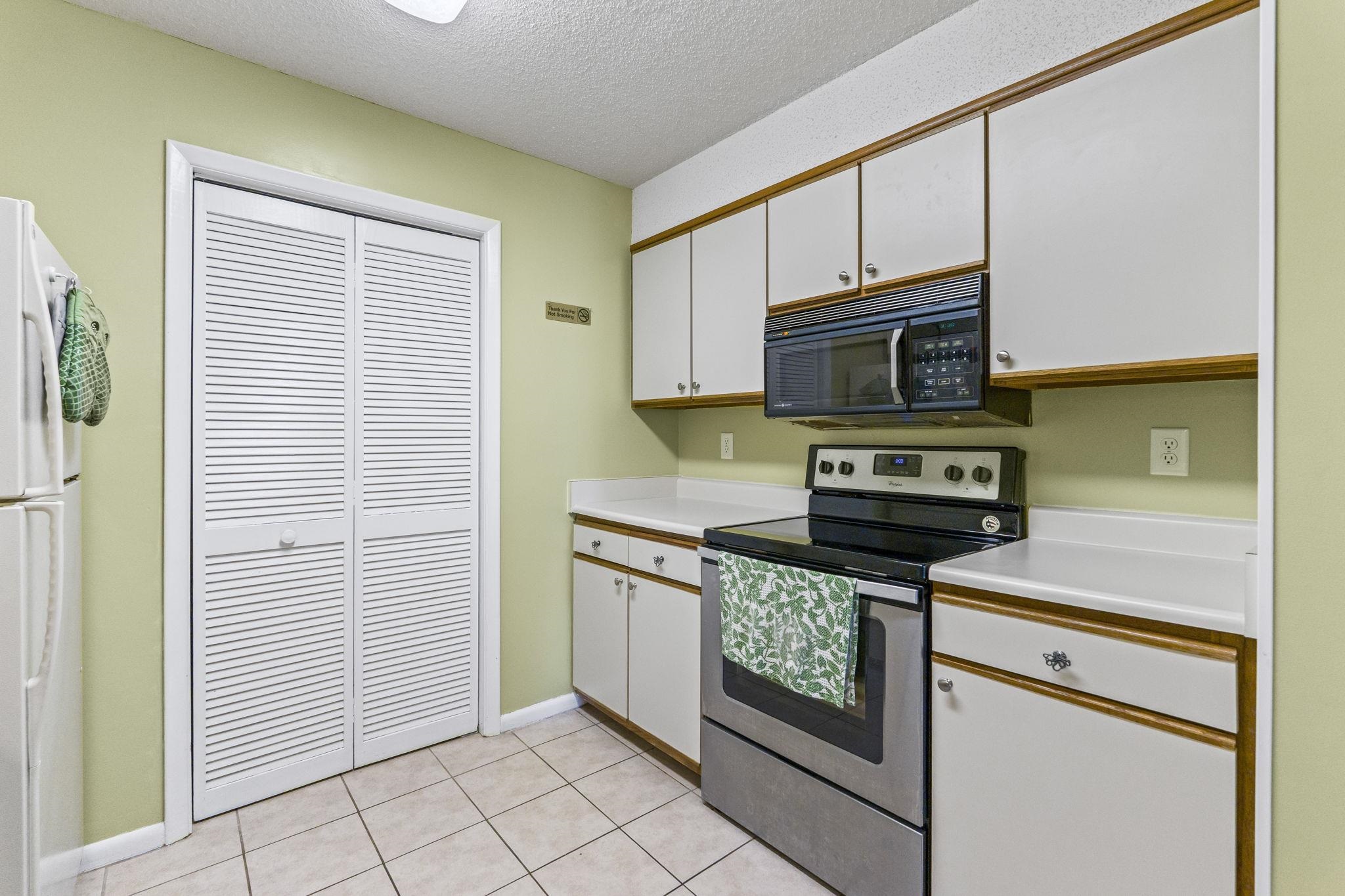 1425 S Ocean Blvd. Property Photo 20