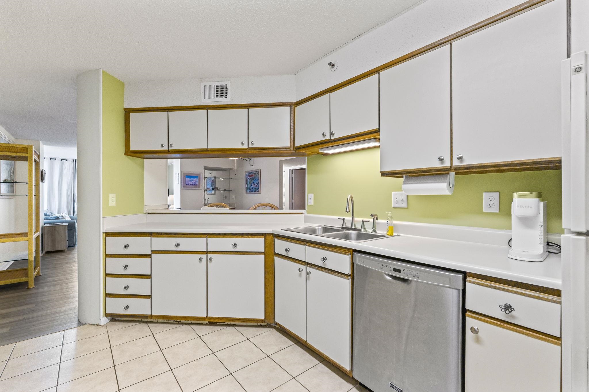 1425 S Ocean Blvd. Property Photo 21
