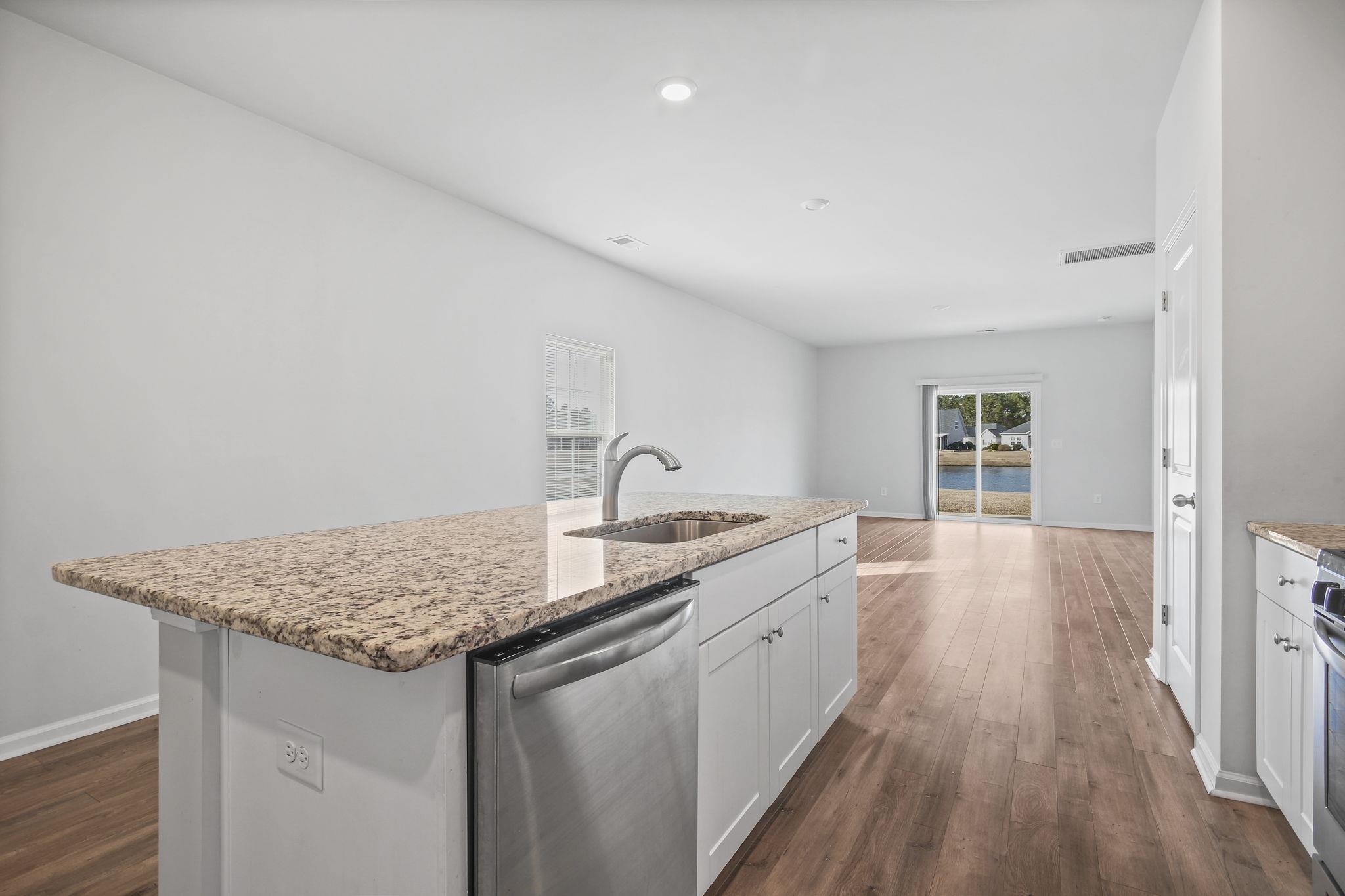 518 Carrick Loop Property Photo 9