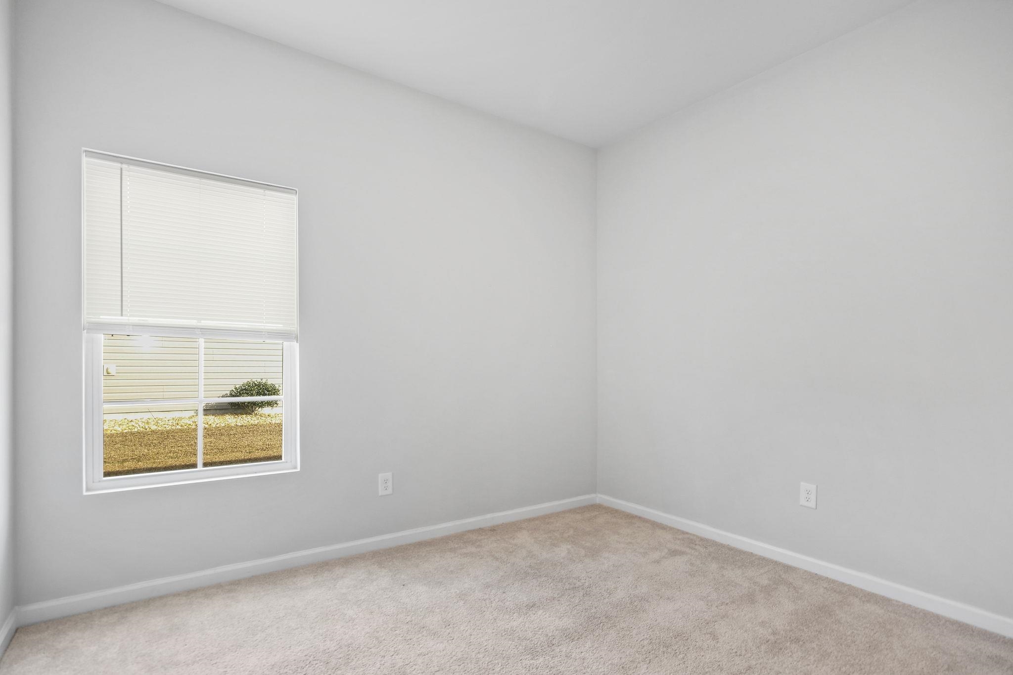 518 Carrick Loop Property Photo 15