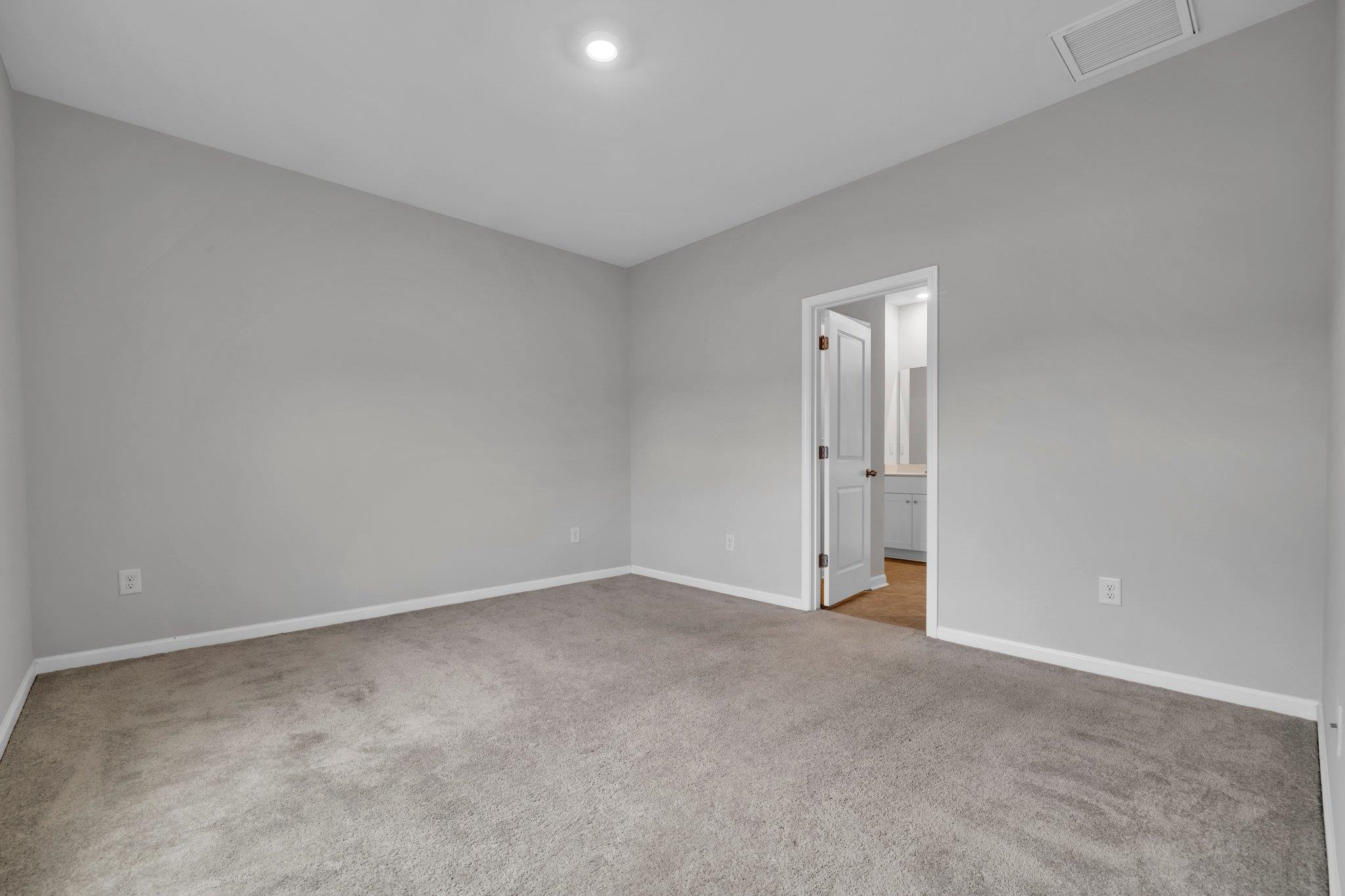 518 Carrick Loop Property Photo 19