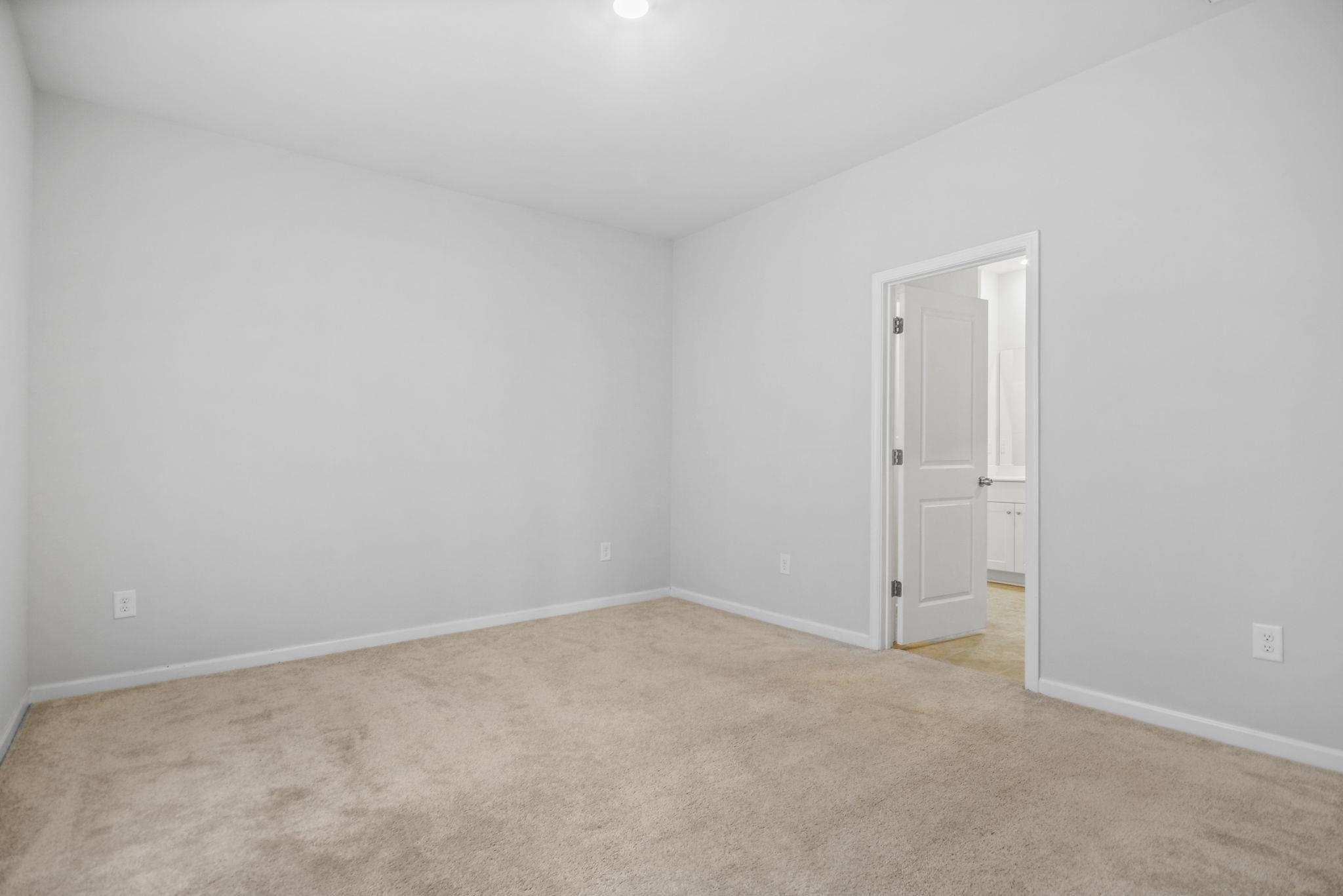 518 Carrick Loop Property Photo 20