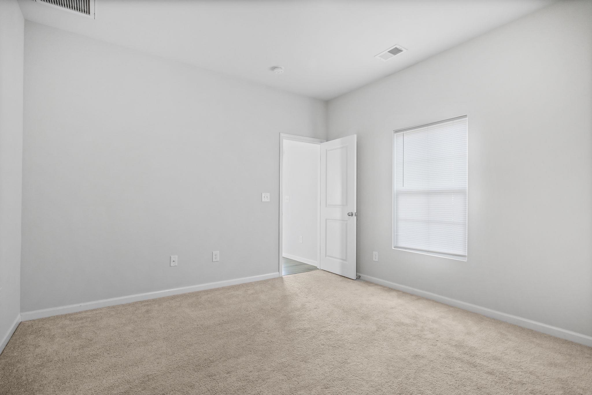 518 Carrick Loop Property Photo 21
