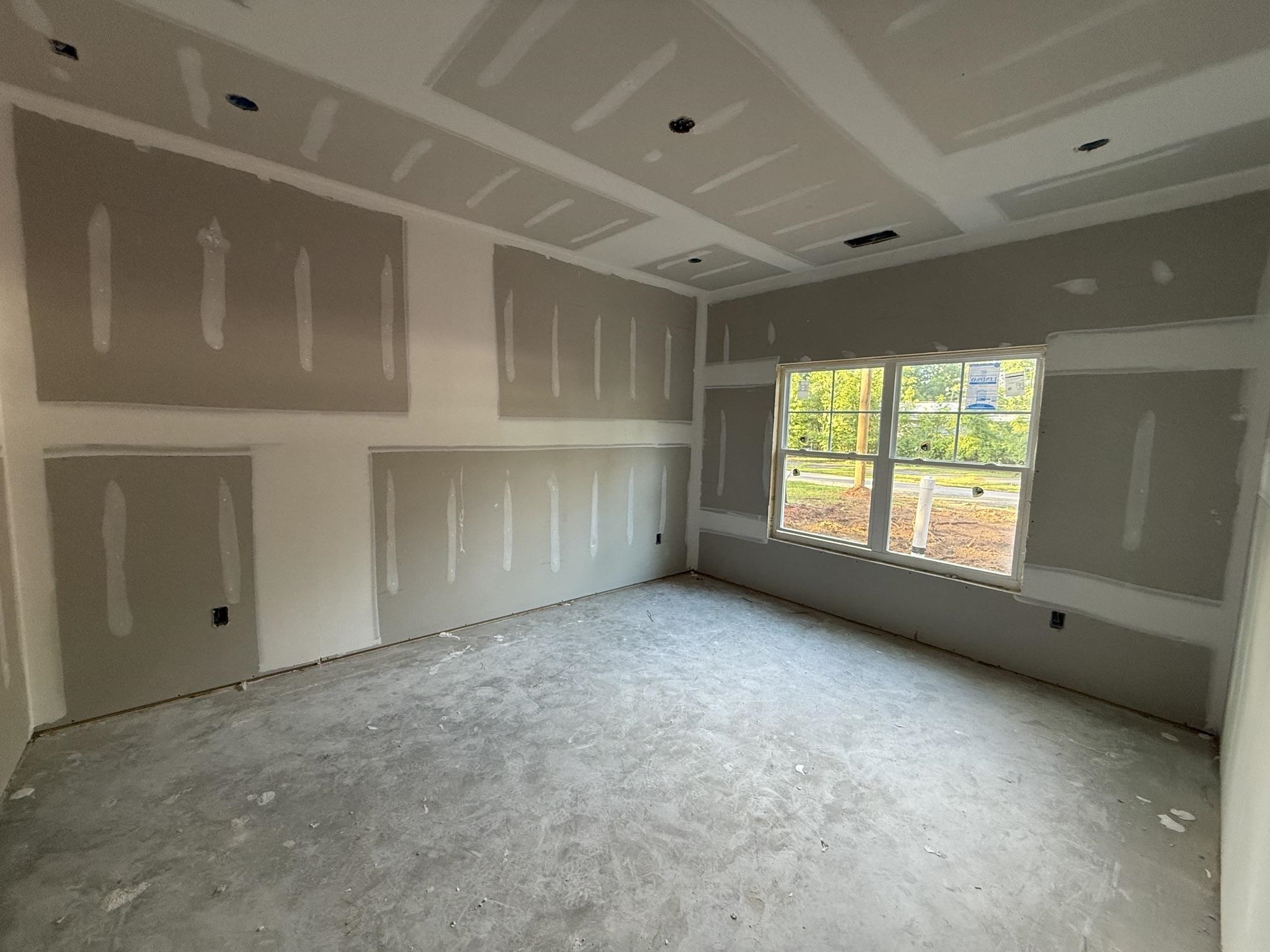 402 Murray St. Property Photo 2