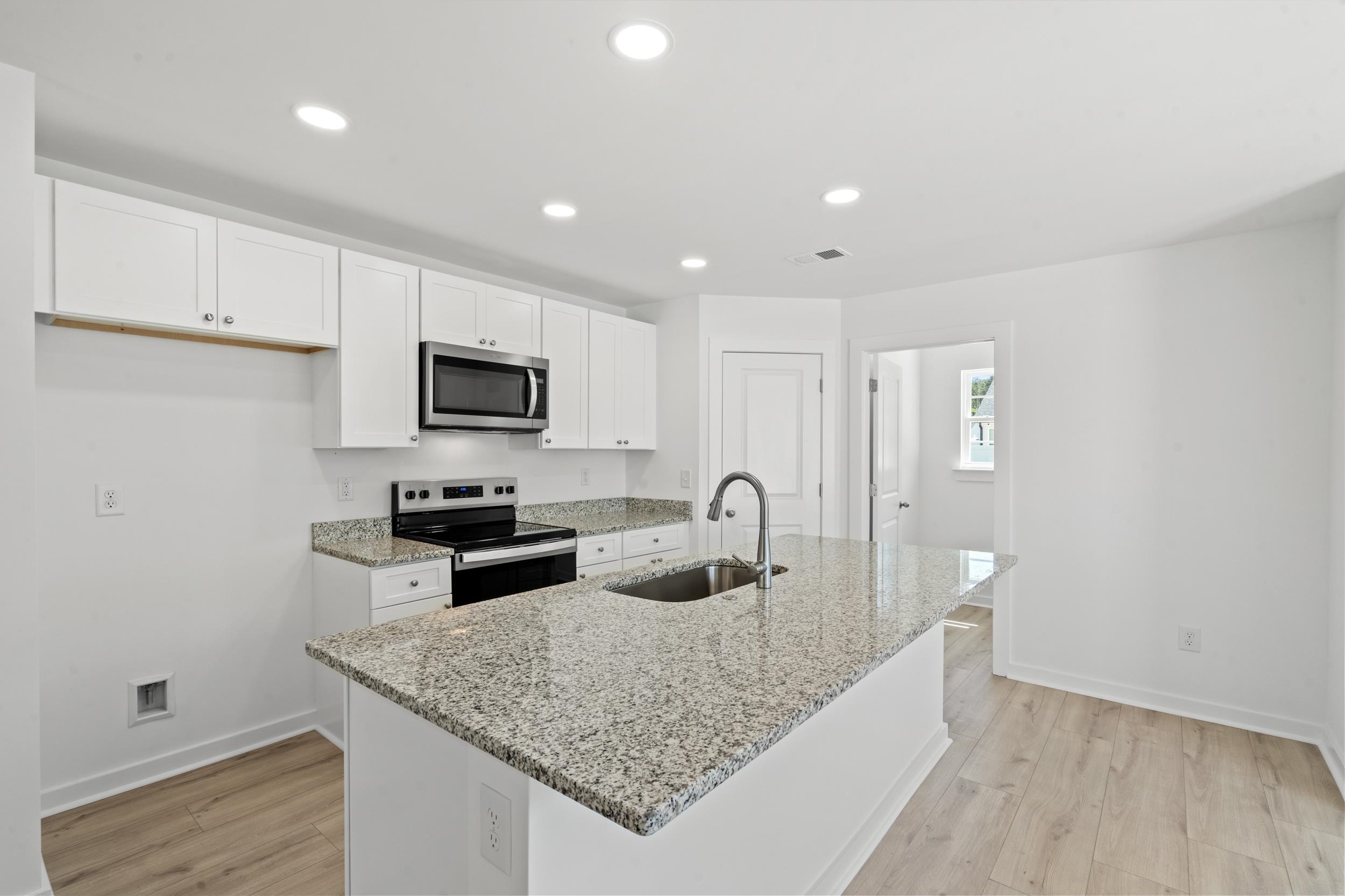 2832 Biscane Ct. Property Photo 4