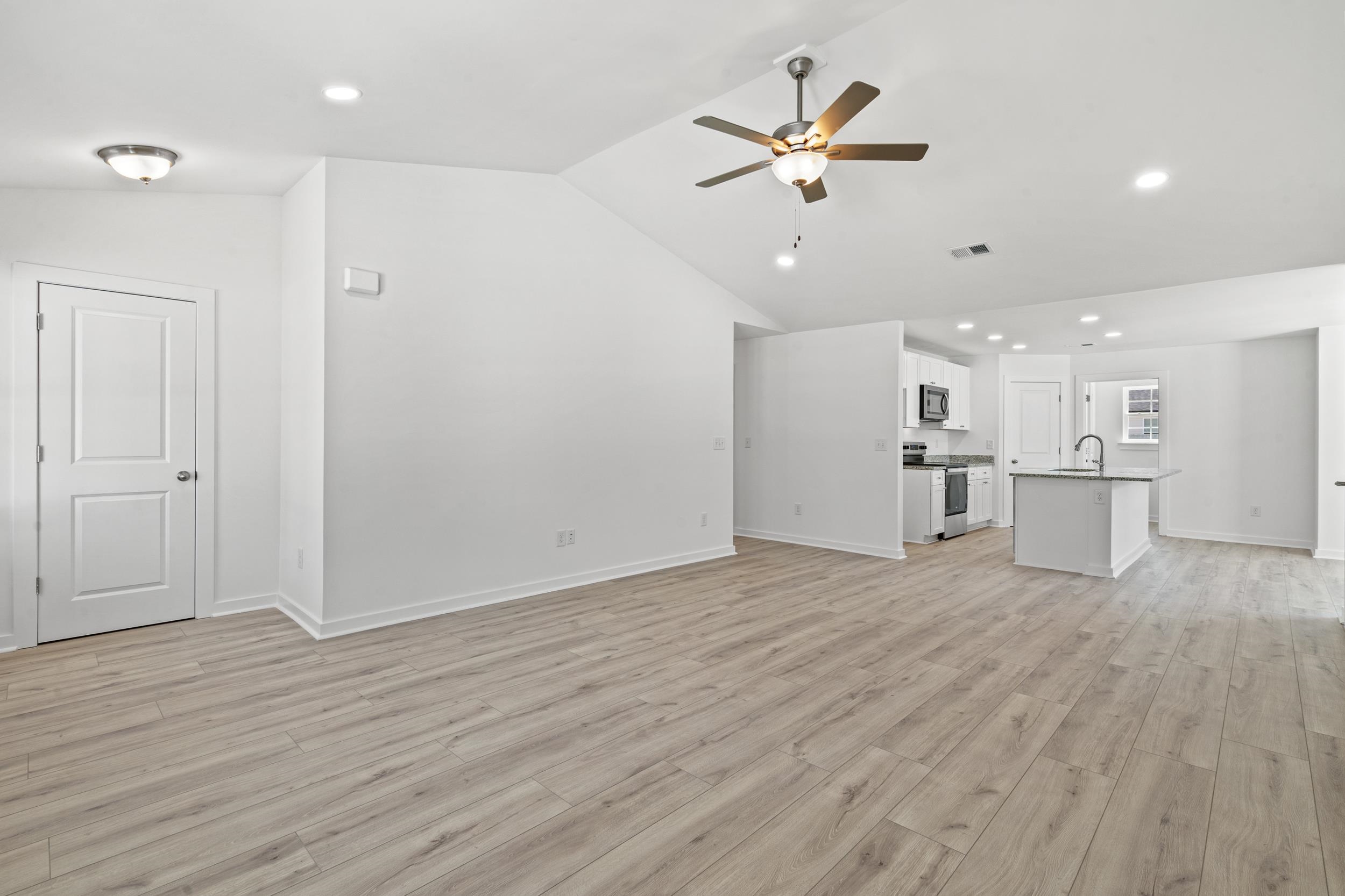 2832 Biscane Ct. Property Photo 7