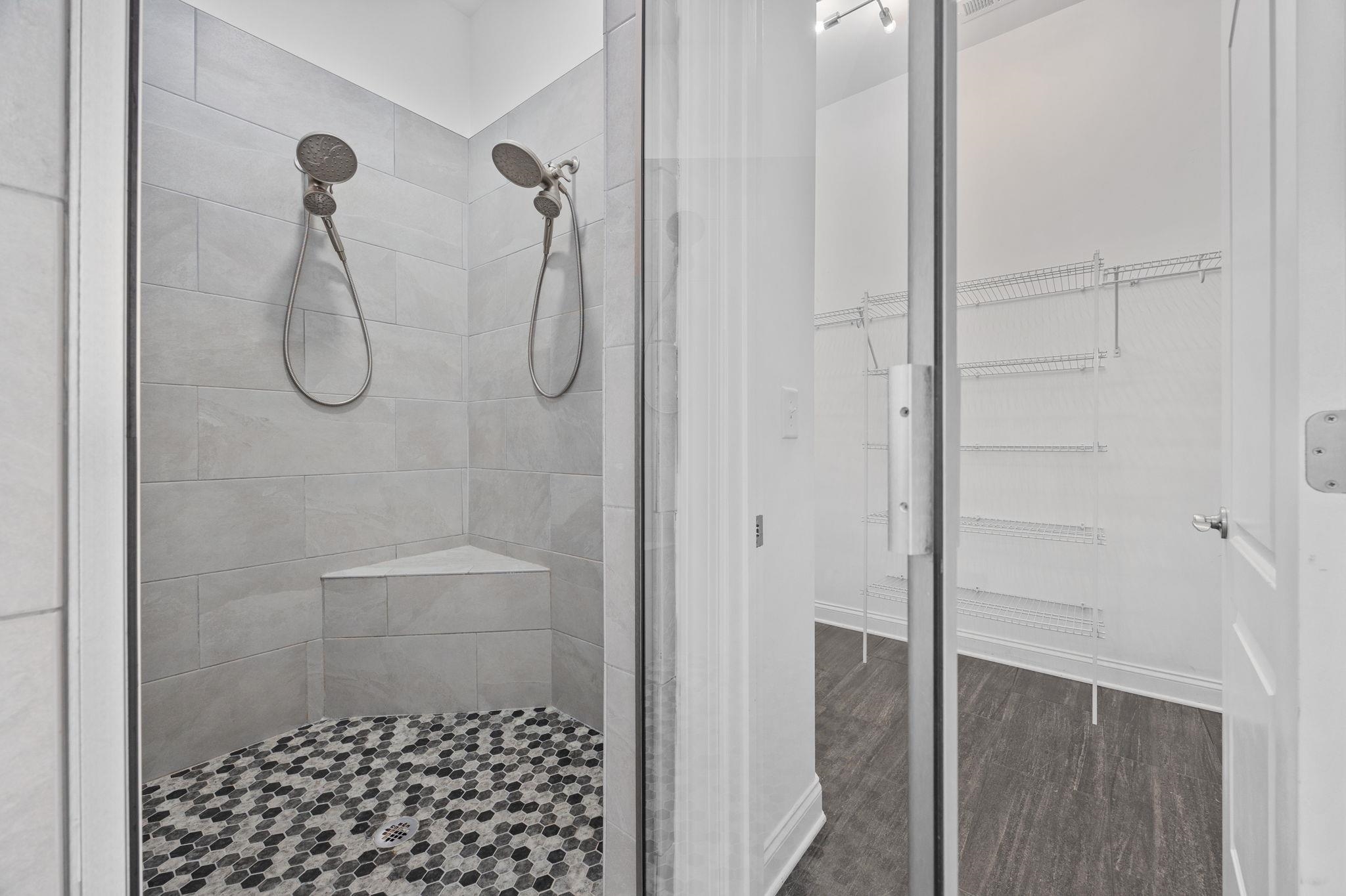 914 Bluffview Dr. Property Photo 22