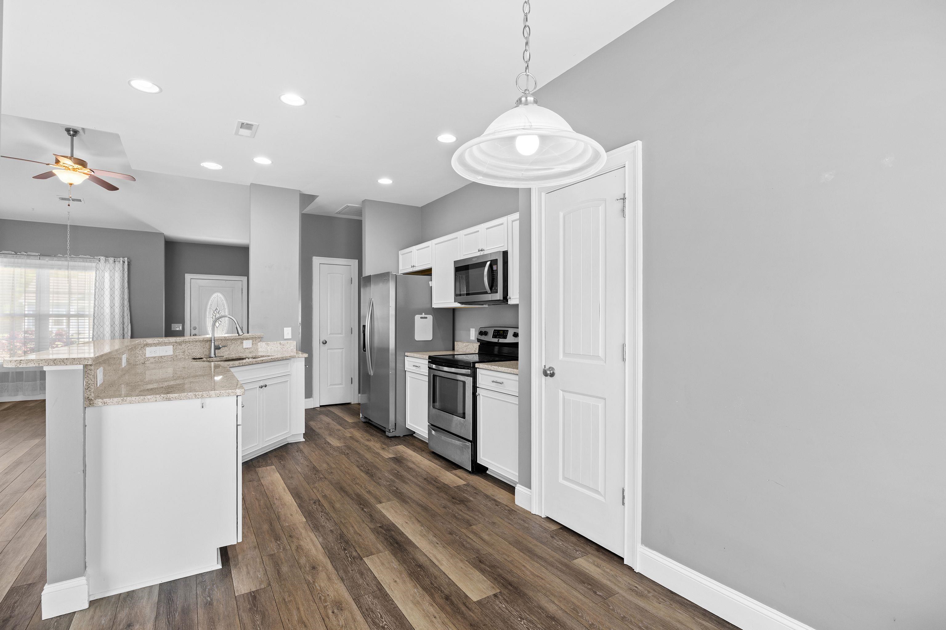 518 Irees Way Property Photo 11