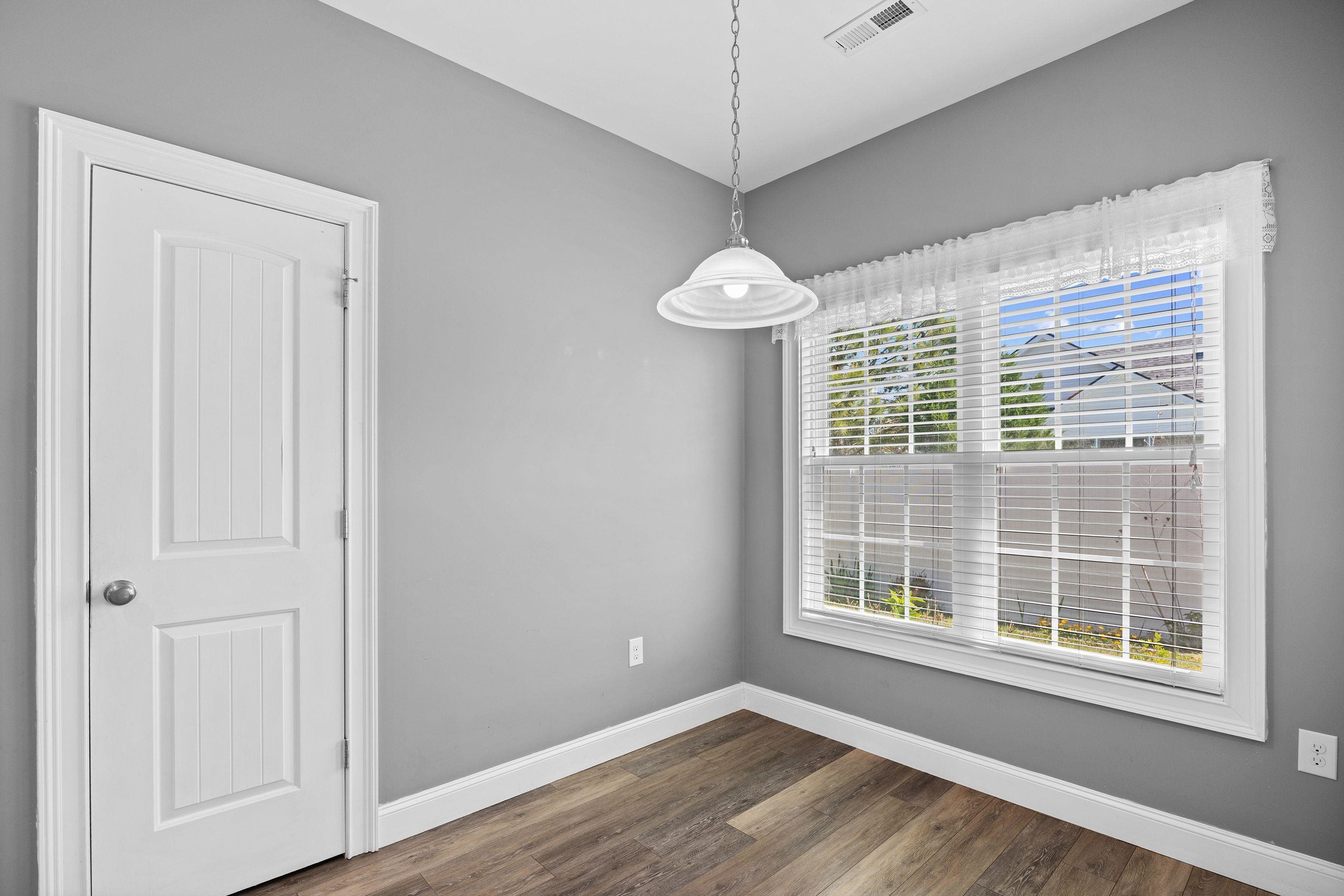 518 Irees Way Property Photo 12