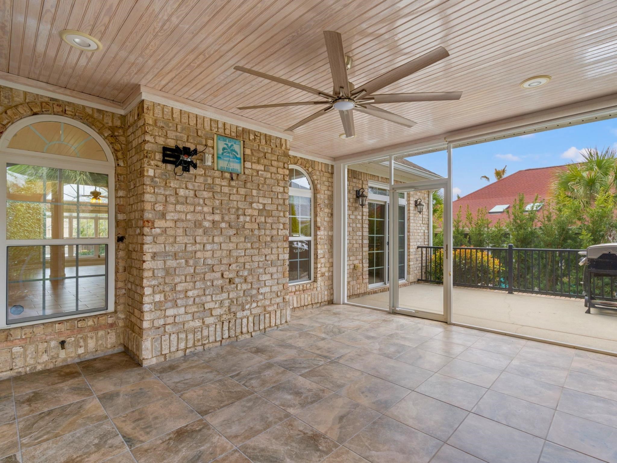 502 Tradewind Ct. Property Photo 28