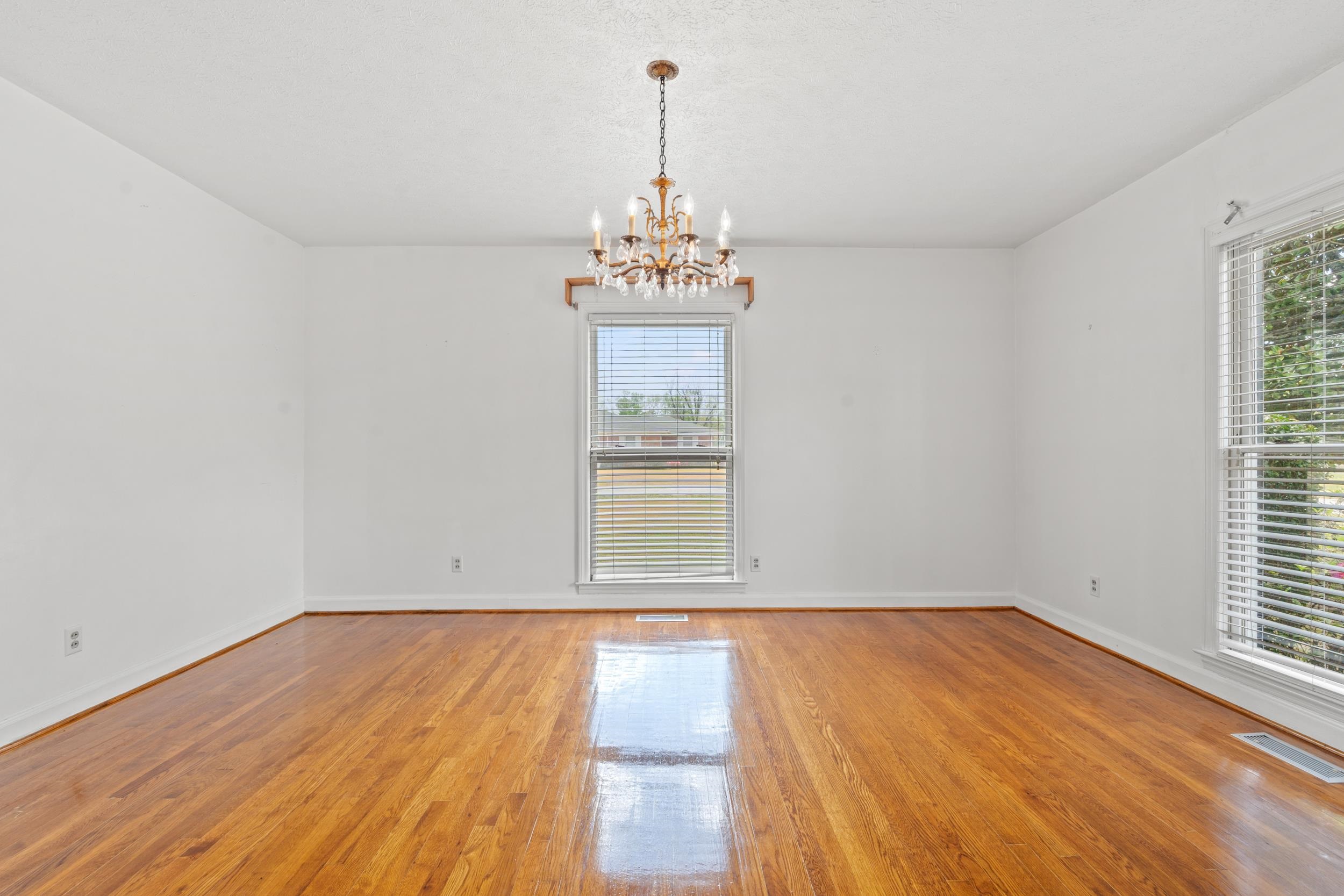 4218 Poole Loop Property Photo 10