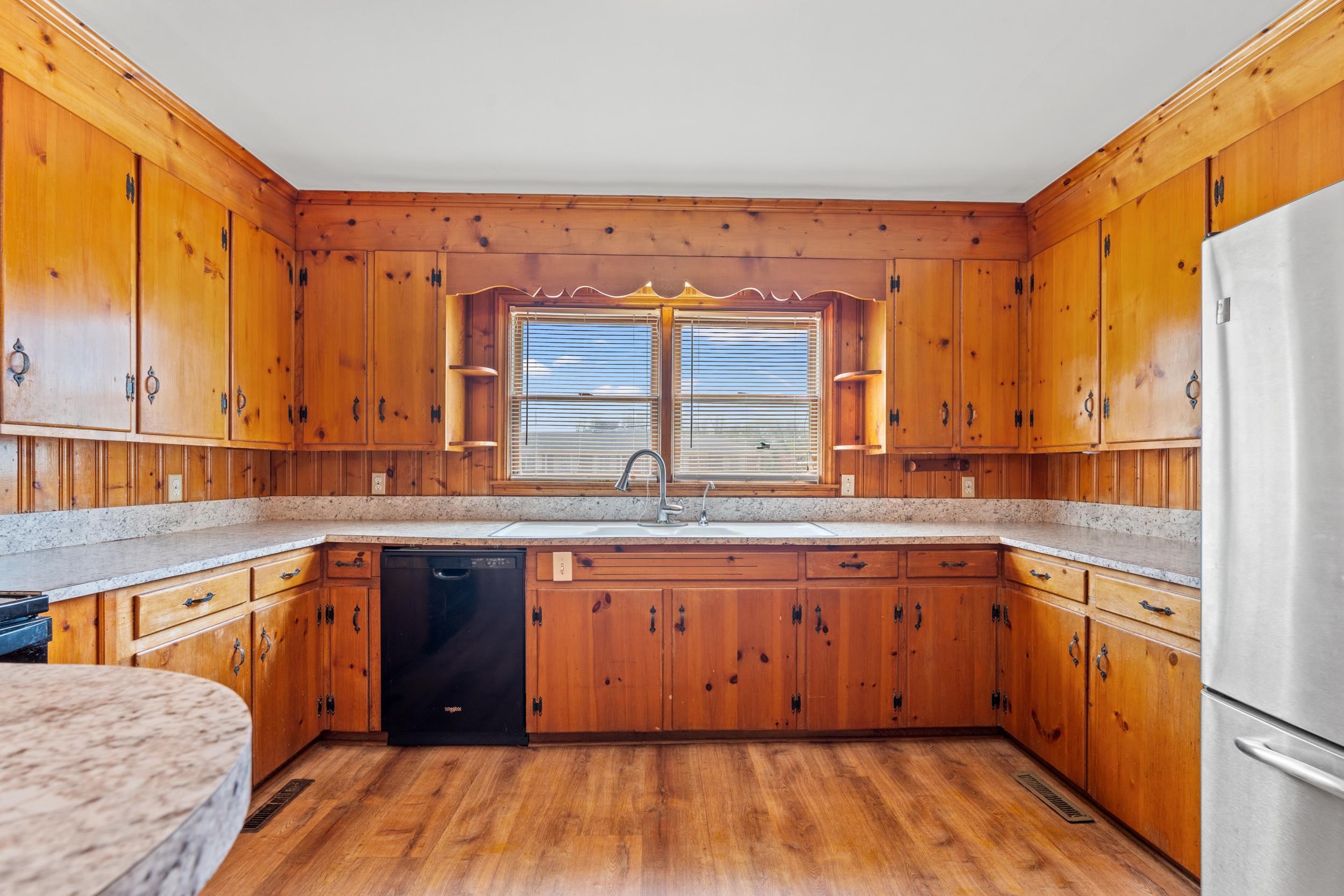 4218 Poole Loop Property Photo 13