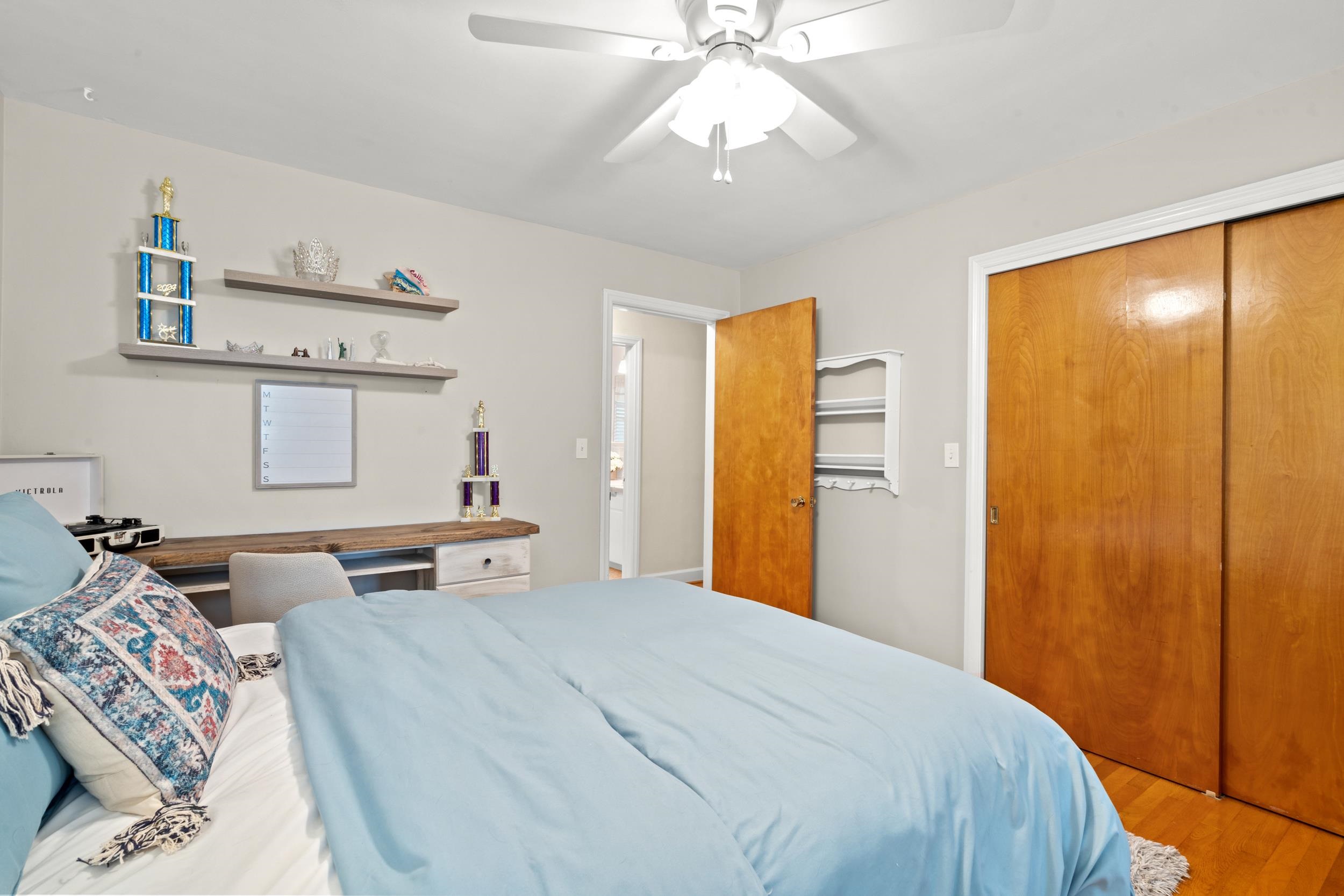4867 Bluff Rd. Property Photo 10