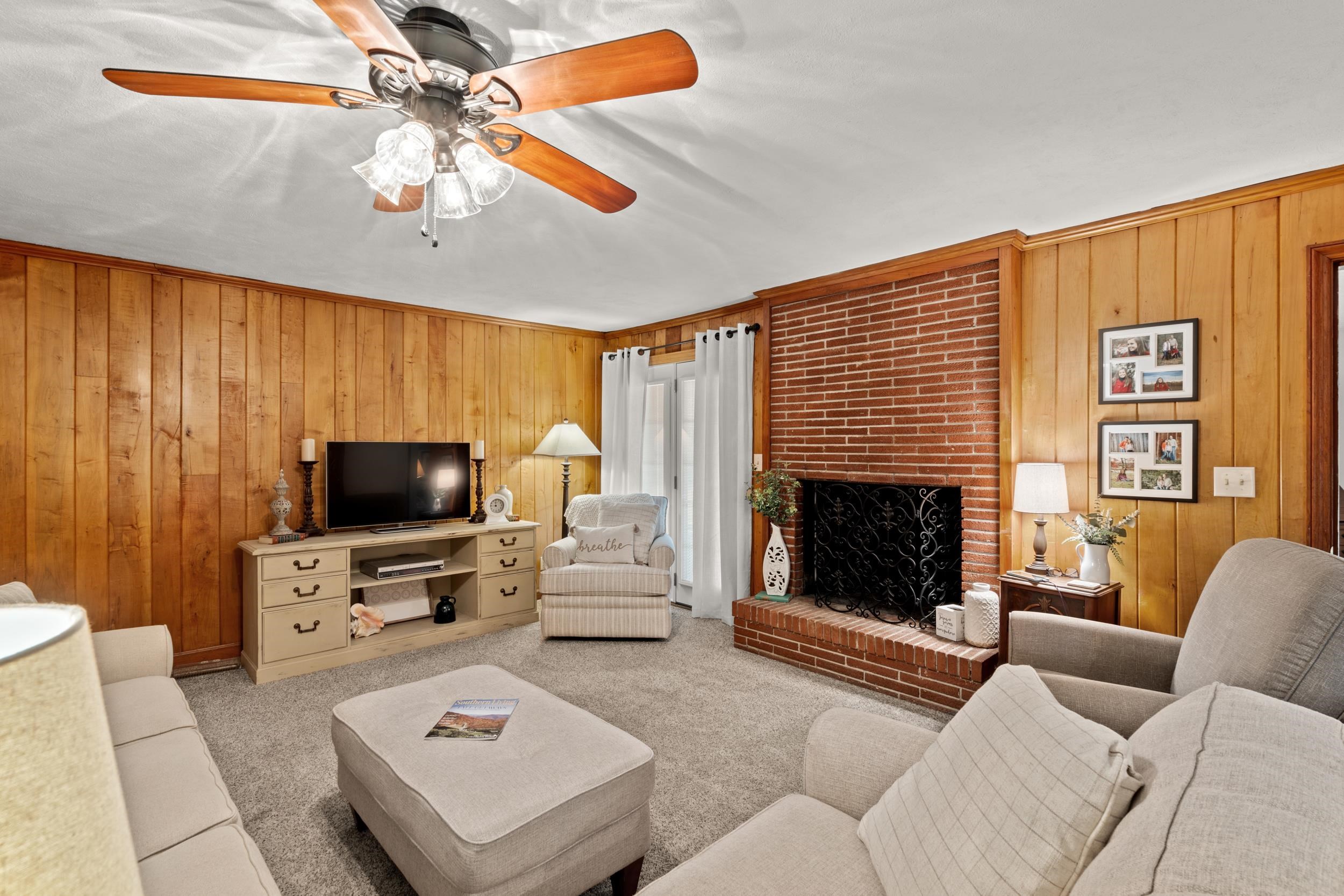 4867 Bluff Rd. Property Photo 14